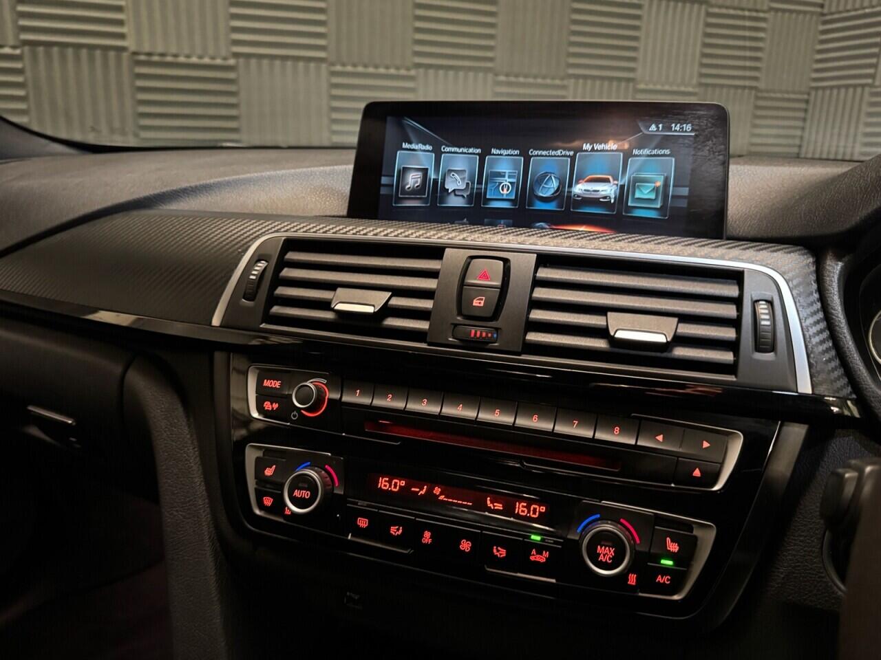 BMW M4 view 19