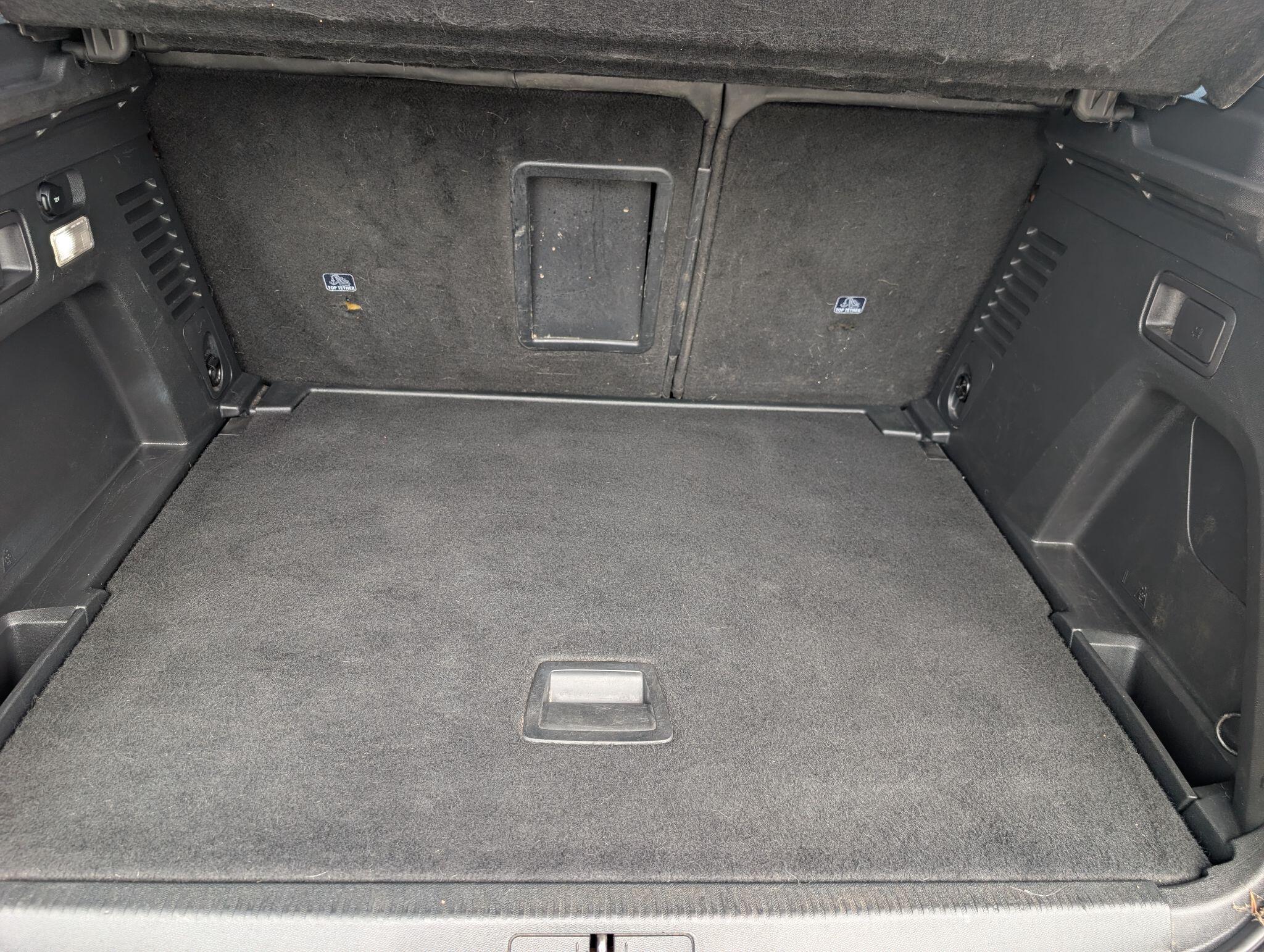 Peugeot 3008 view 32