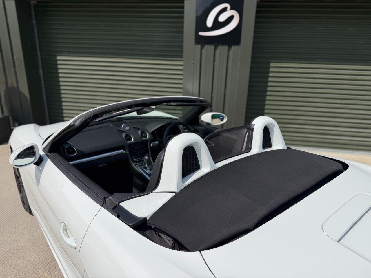 Porsche 718 Boxster view 21