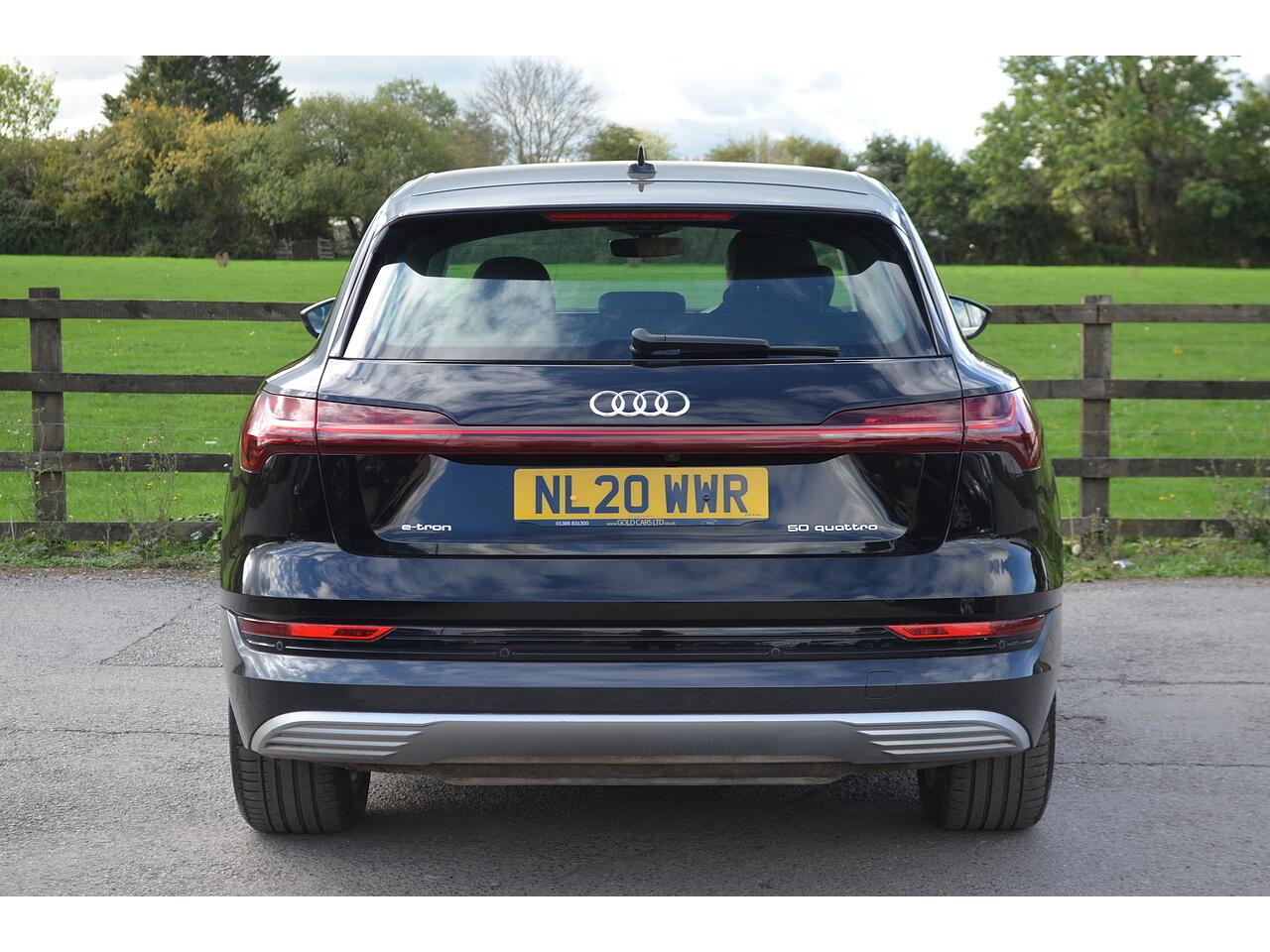 Audi E-Tron view 8