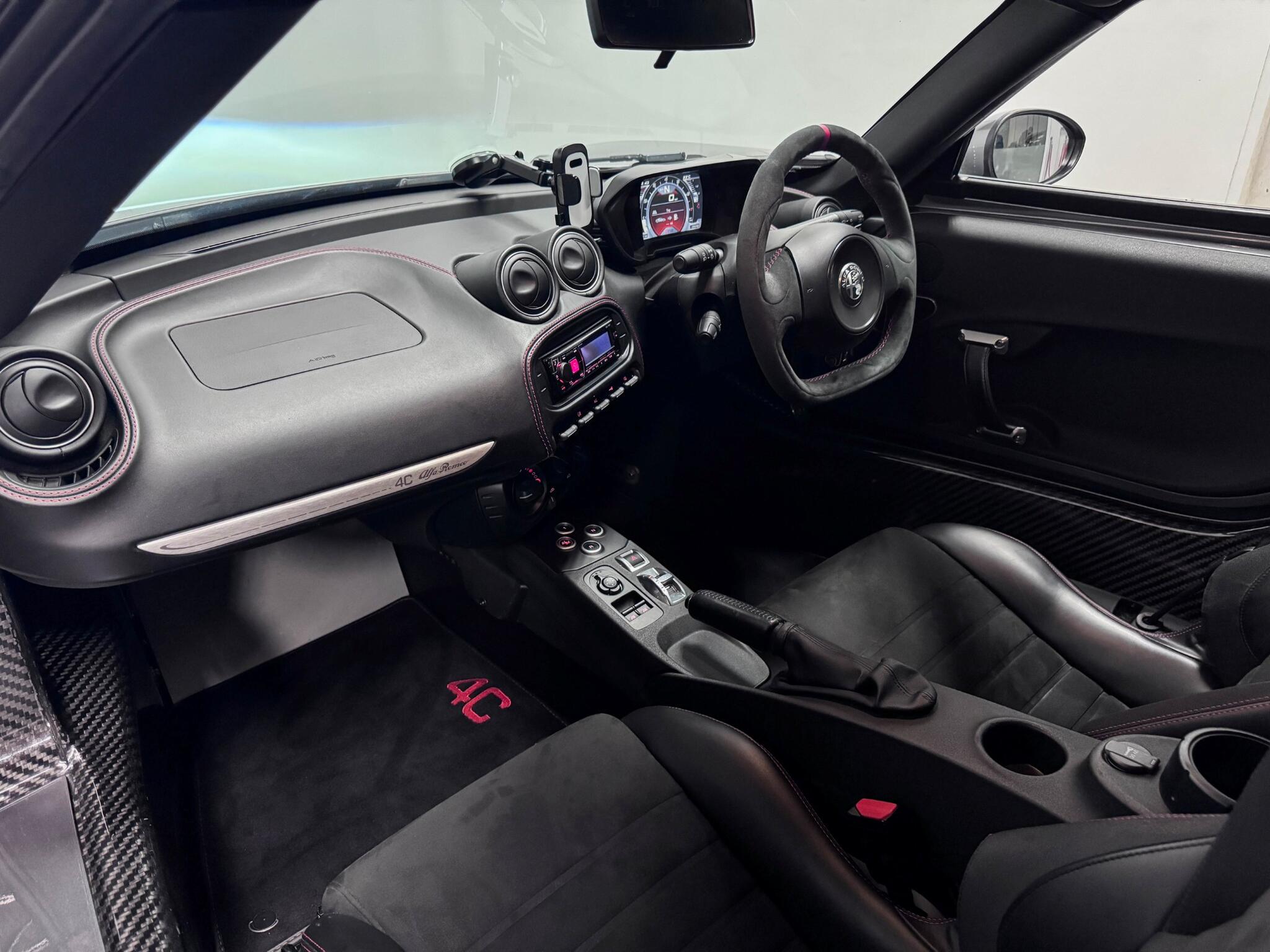 Alfa Romeo 4c view 29