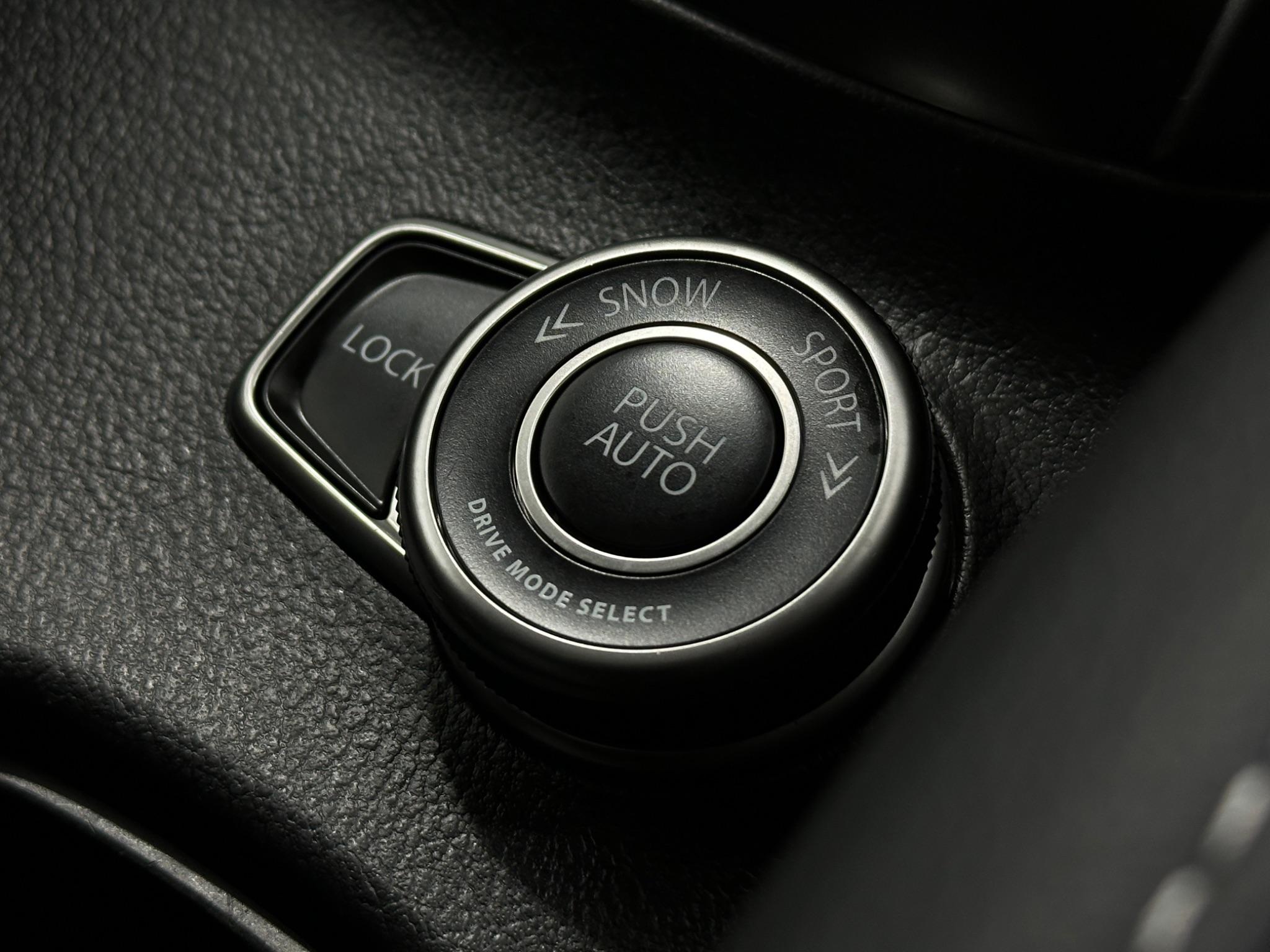 Suzuki S-Cross view 19
