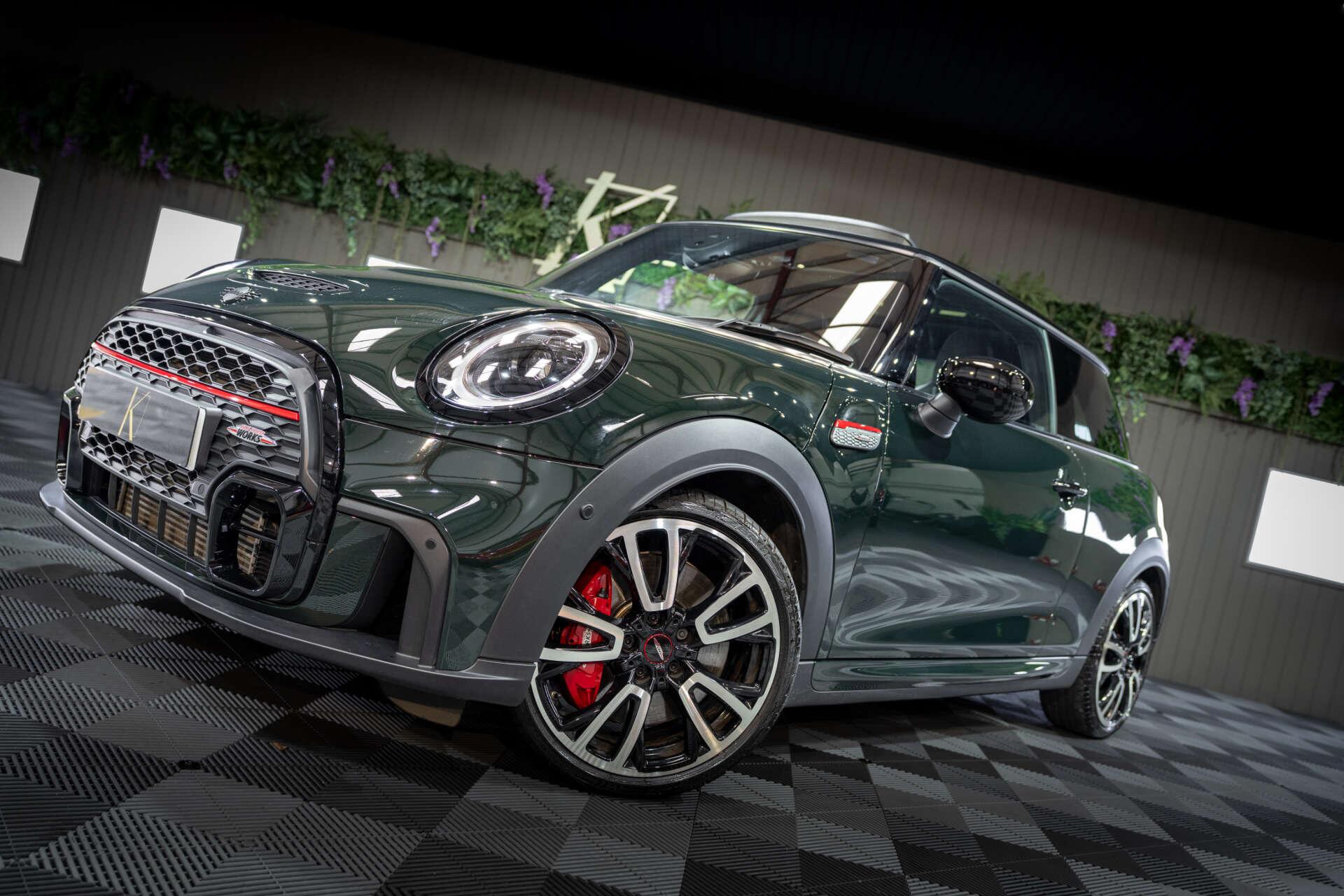 Mini Cooper view 28