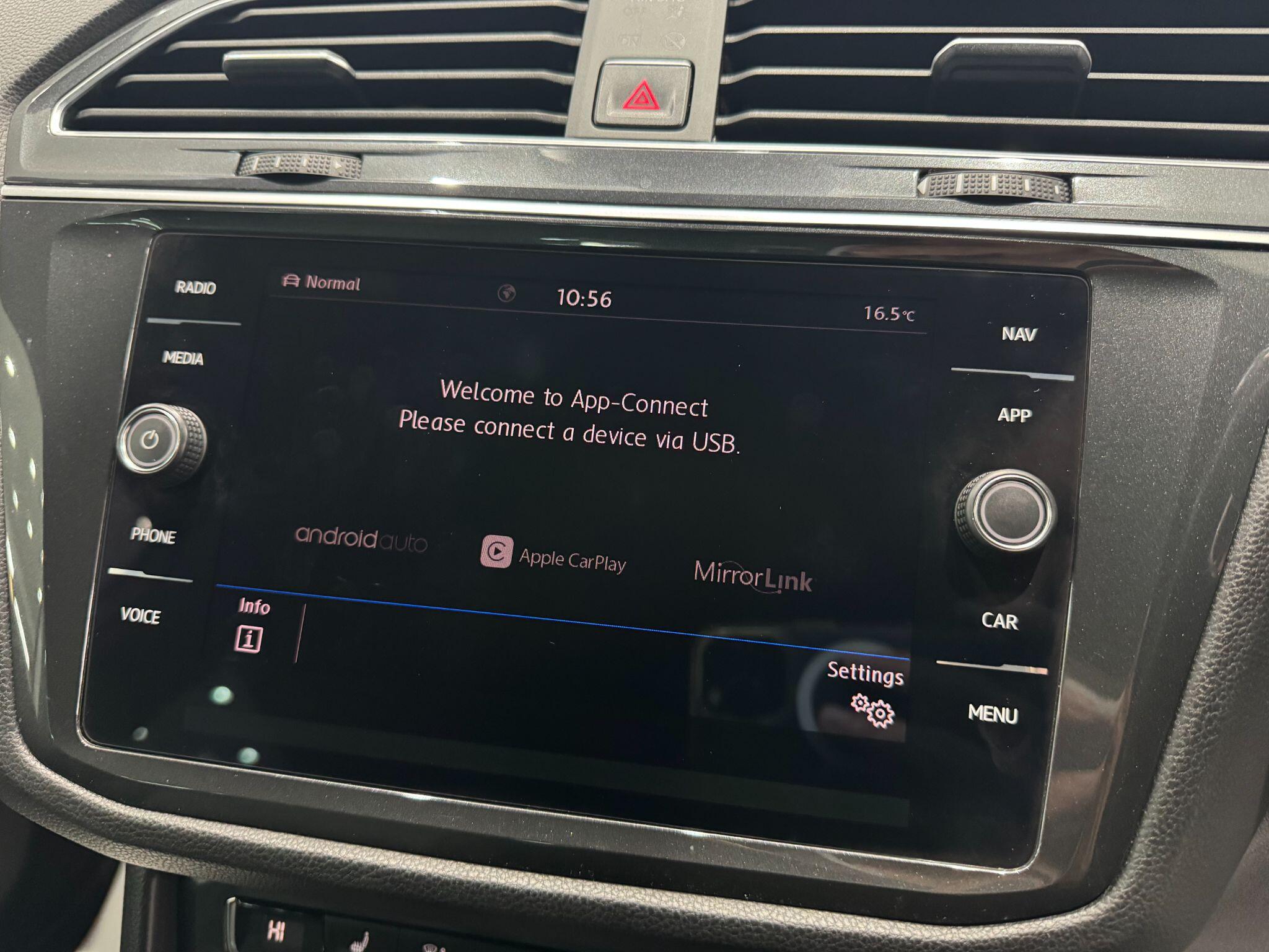 Volkswagen Tiguan view 38