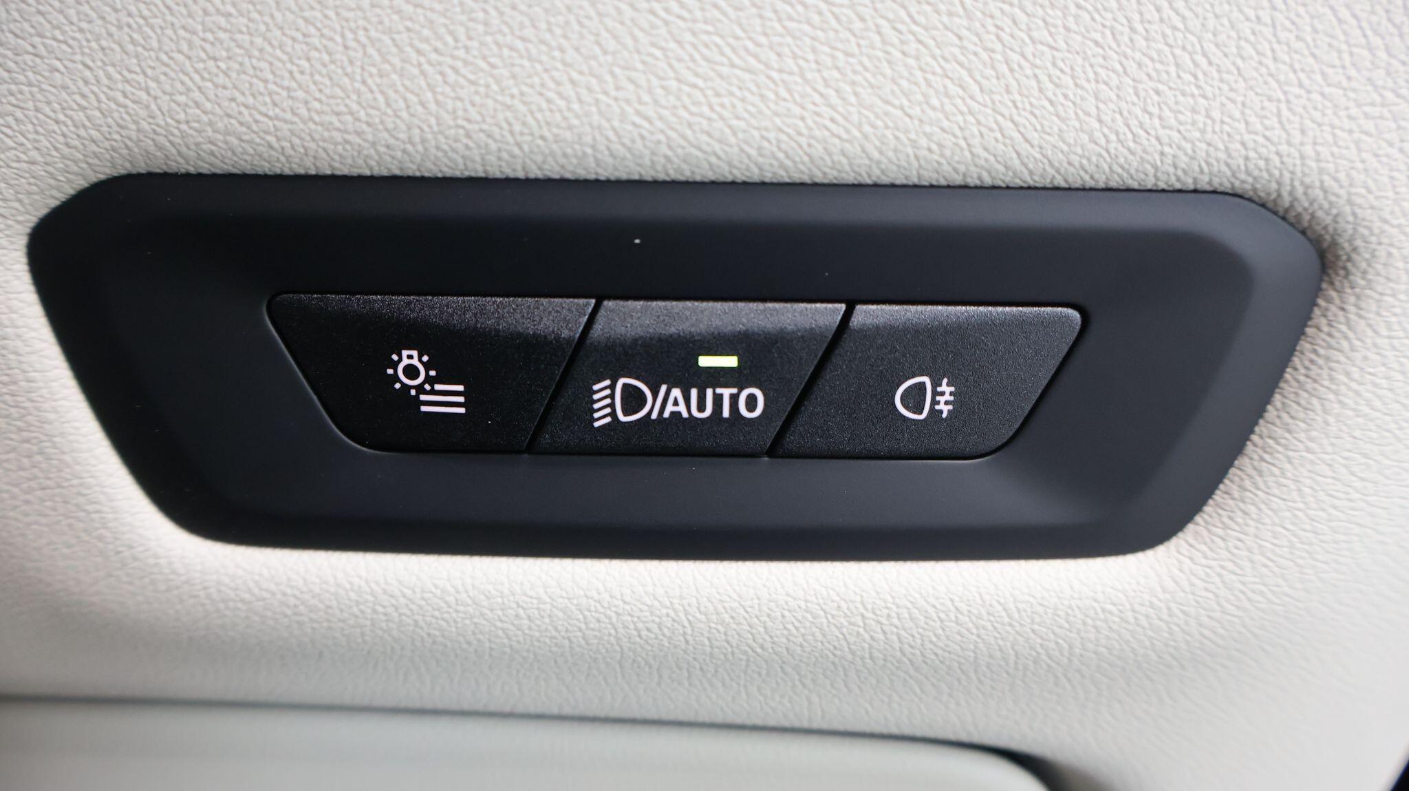 BMW X5 view 40
