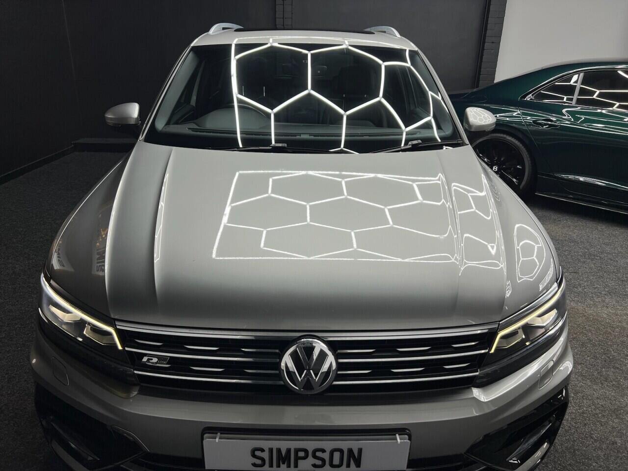Volkswagen Tiguan view 20