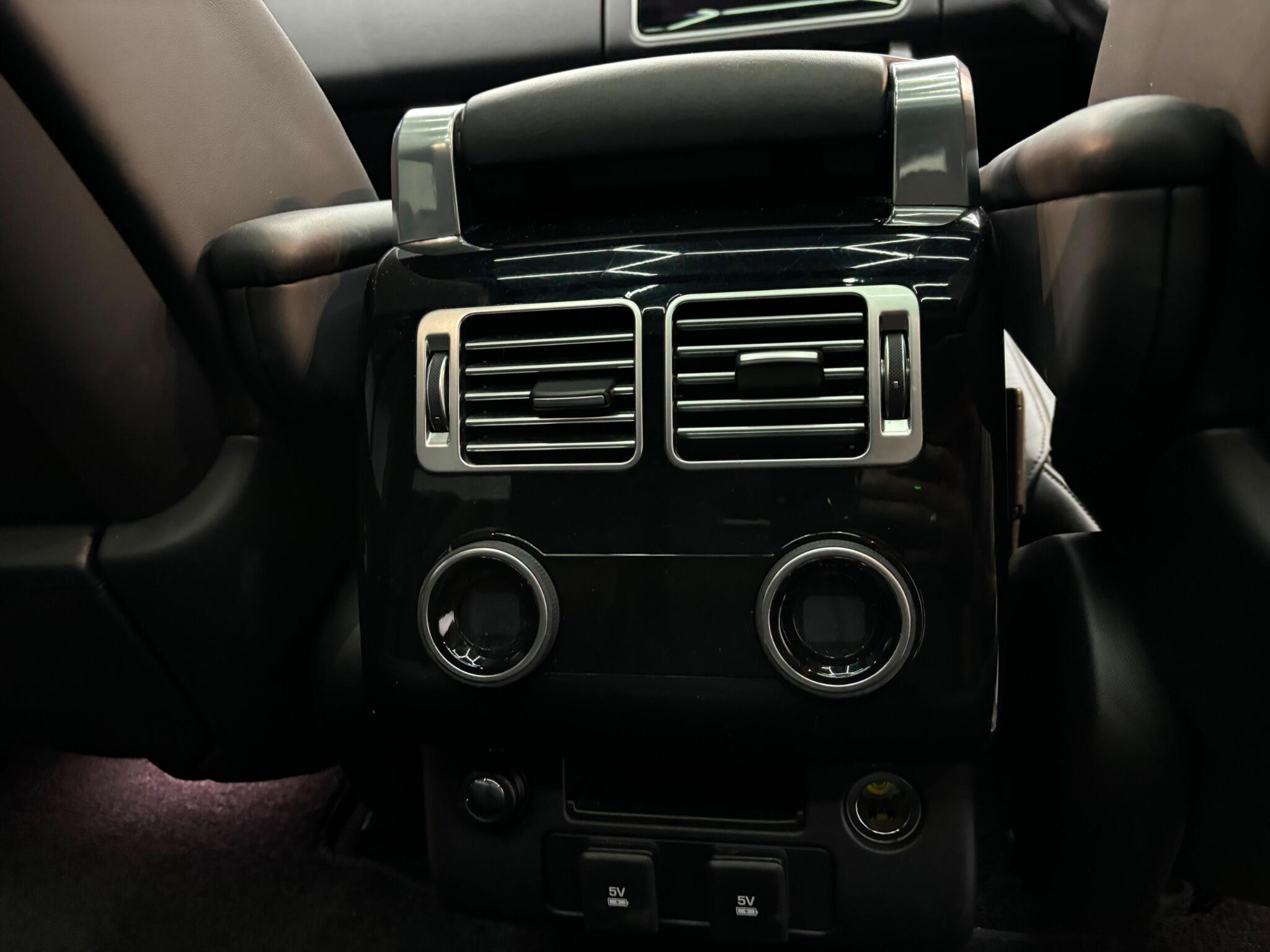 Land Rover Range Rover view 29