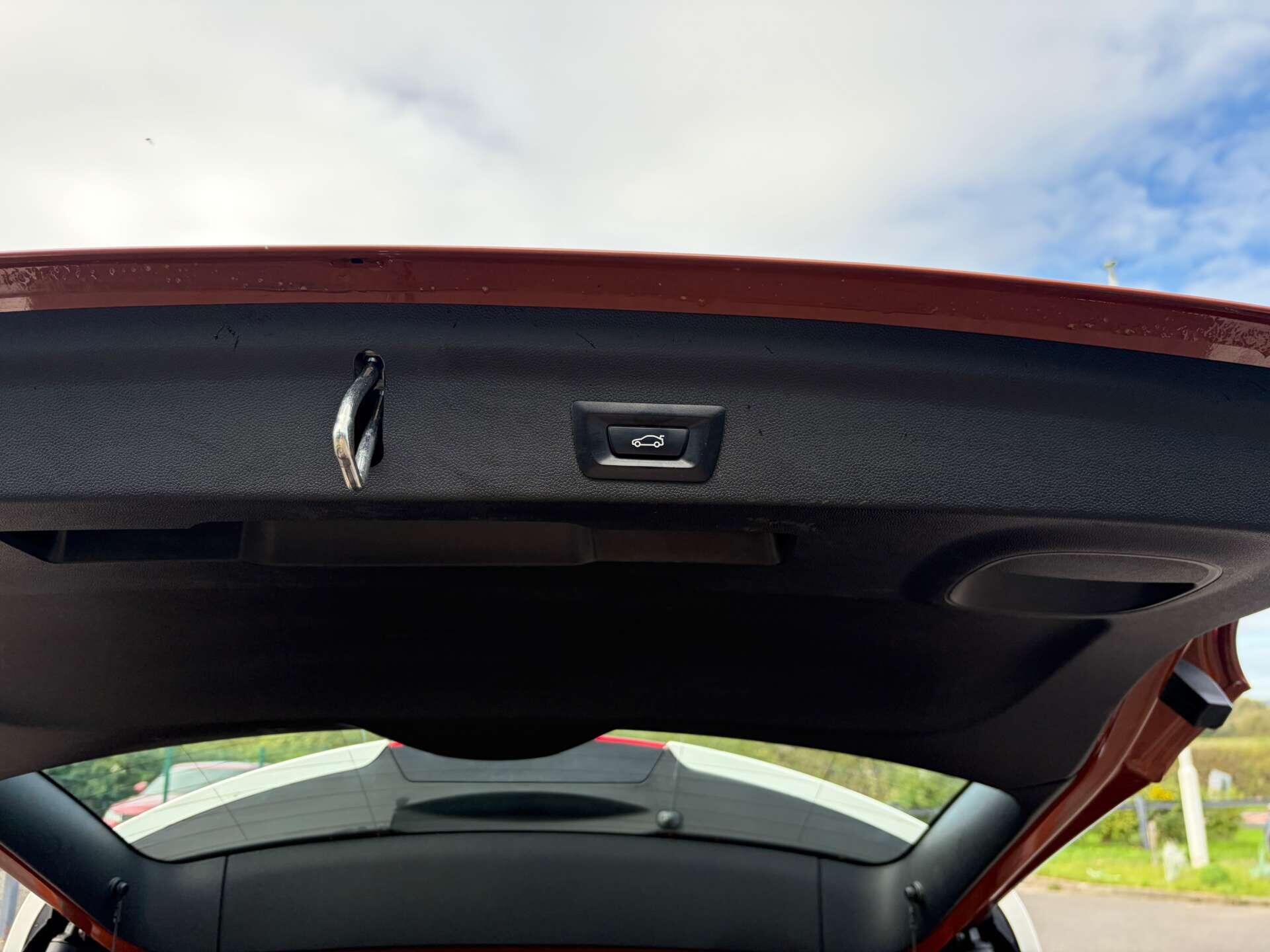 Mini Countryman view 26