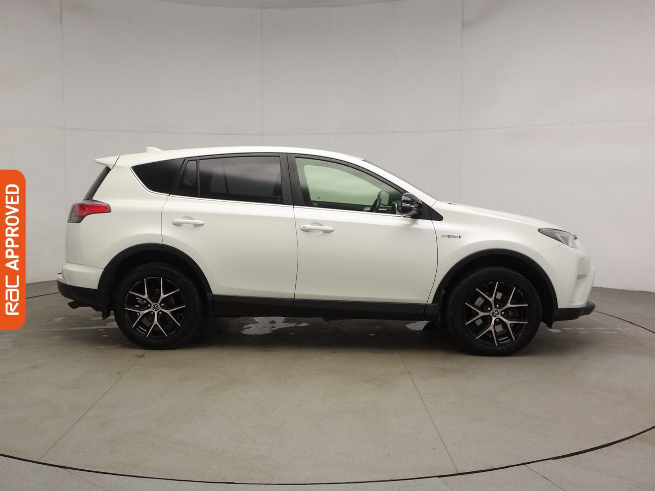 Toyota Rav4 view 6