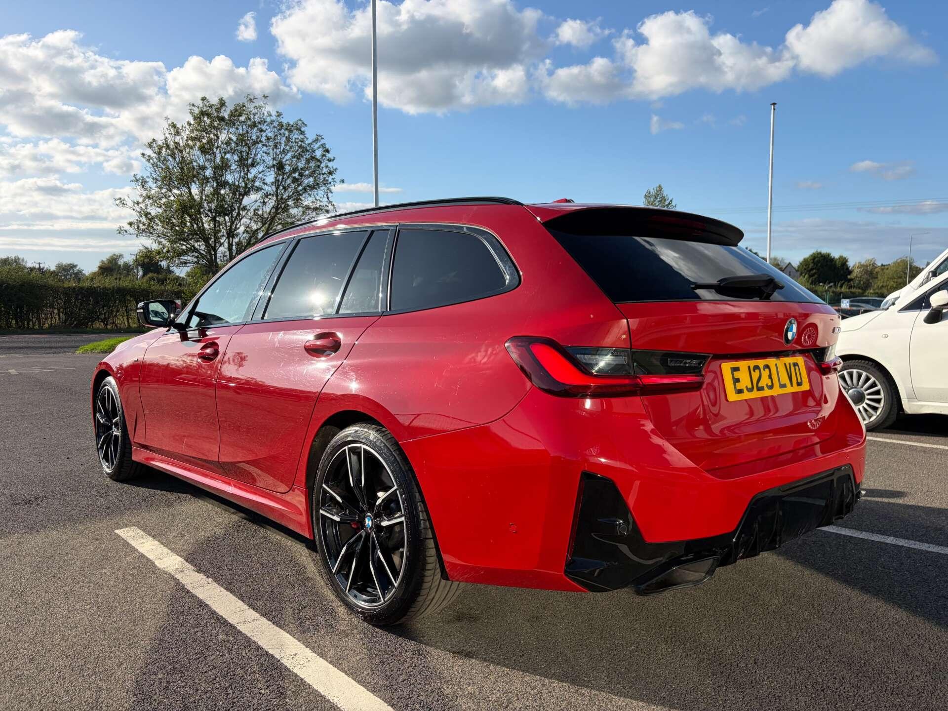 BMW 3 Series view 6