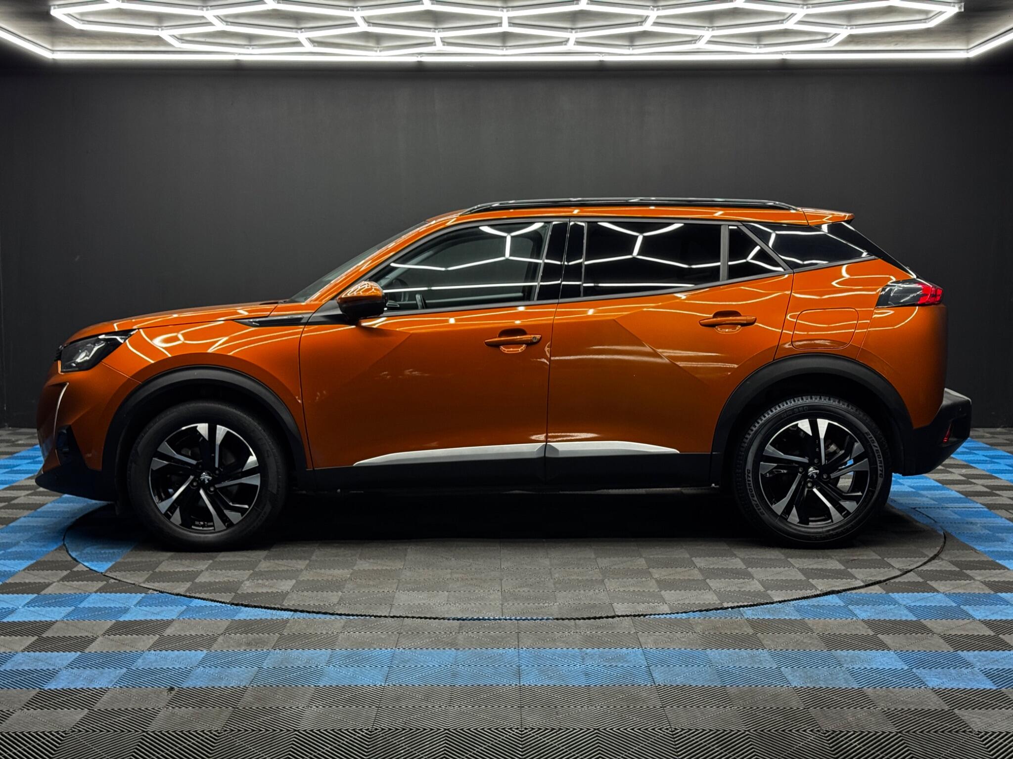 Peugeot 2008 view 8