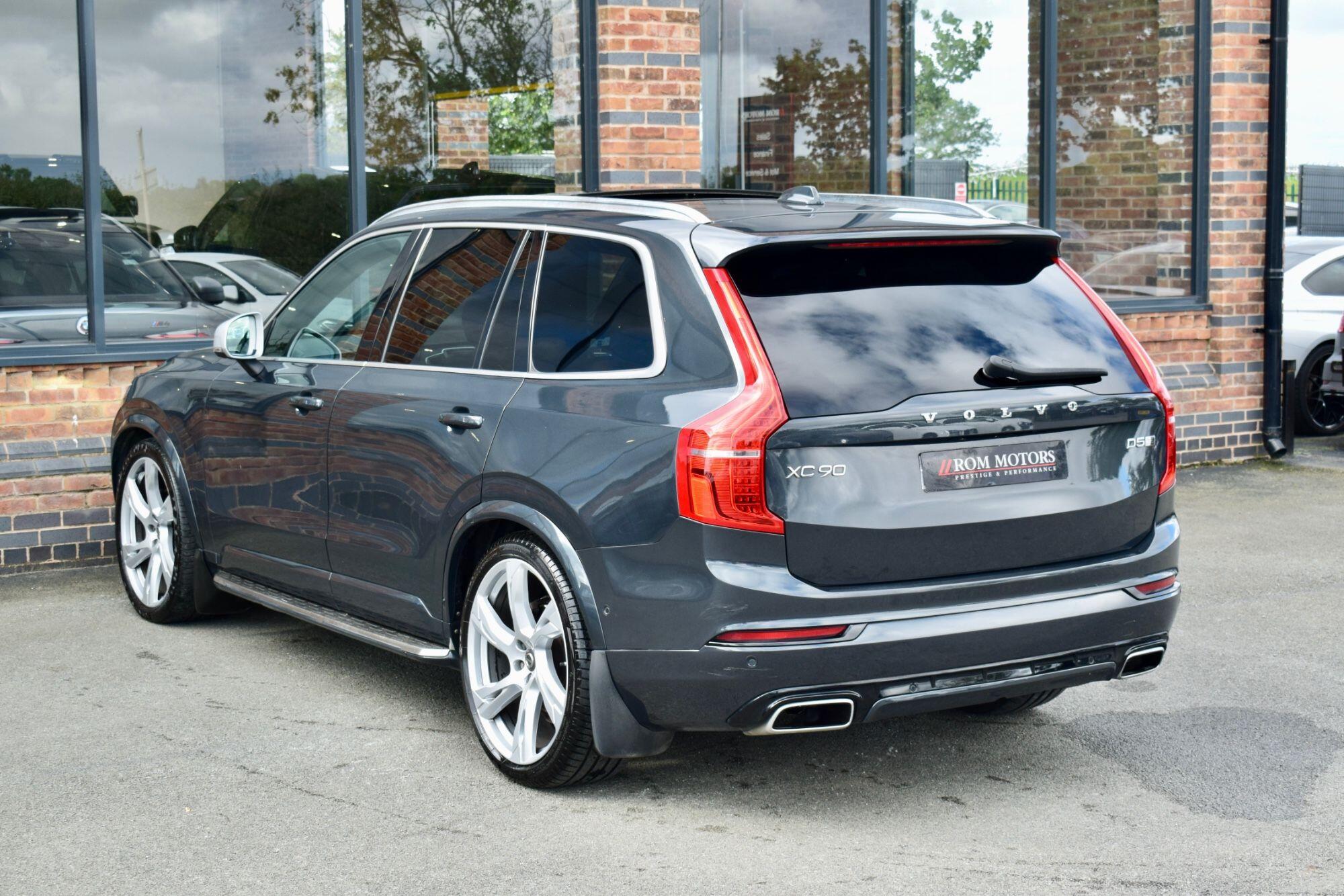 Volvo XC90 view 39
