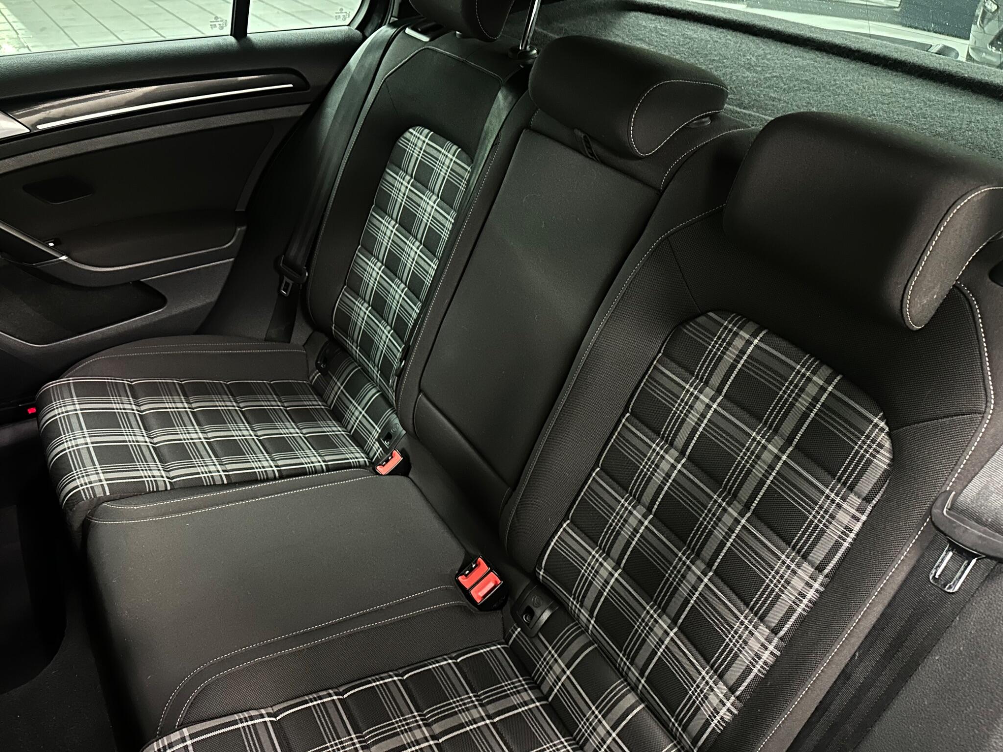 Volkswagen Golf view 36