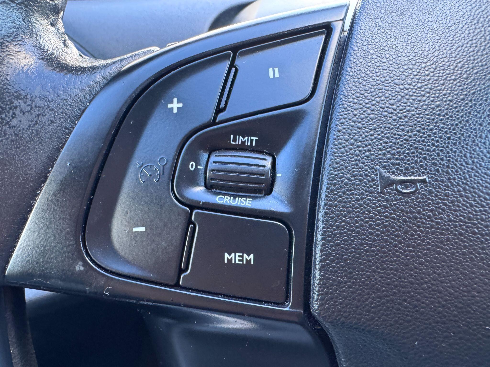 2018 Citroen Grand C4 Picasso image 60
