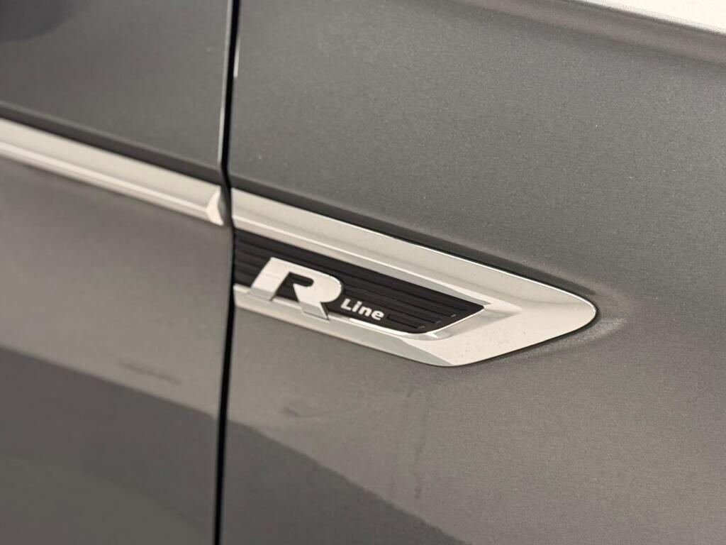 Volkswagen Tiguan view 26