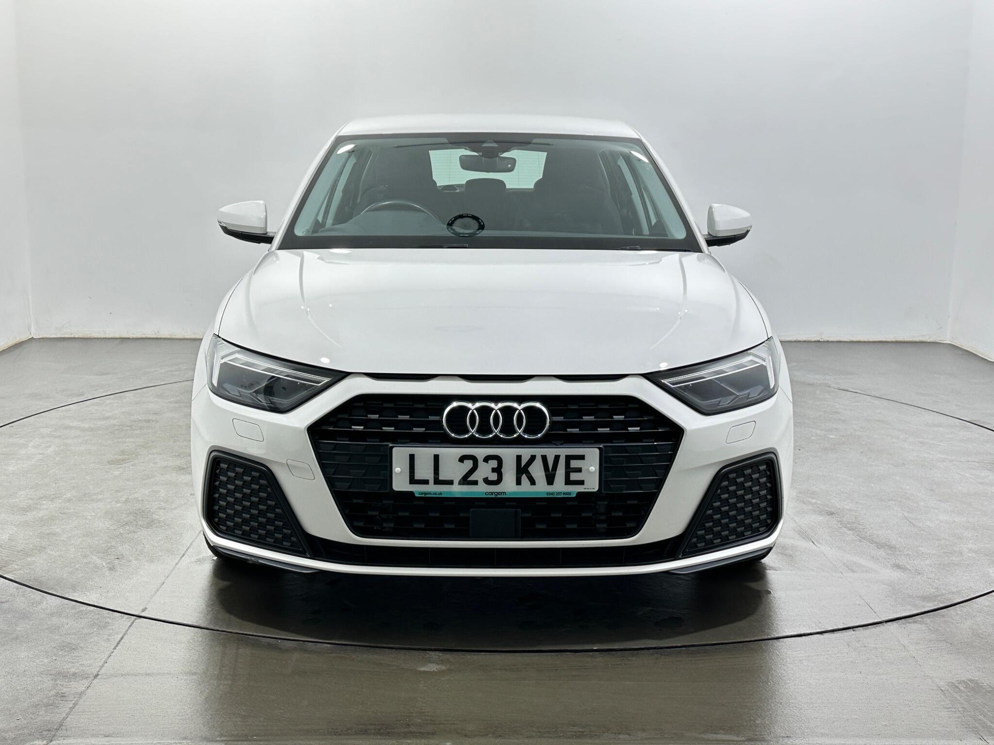 Audi A1 view 3