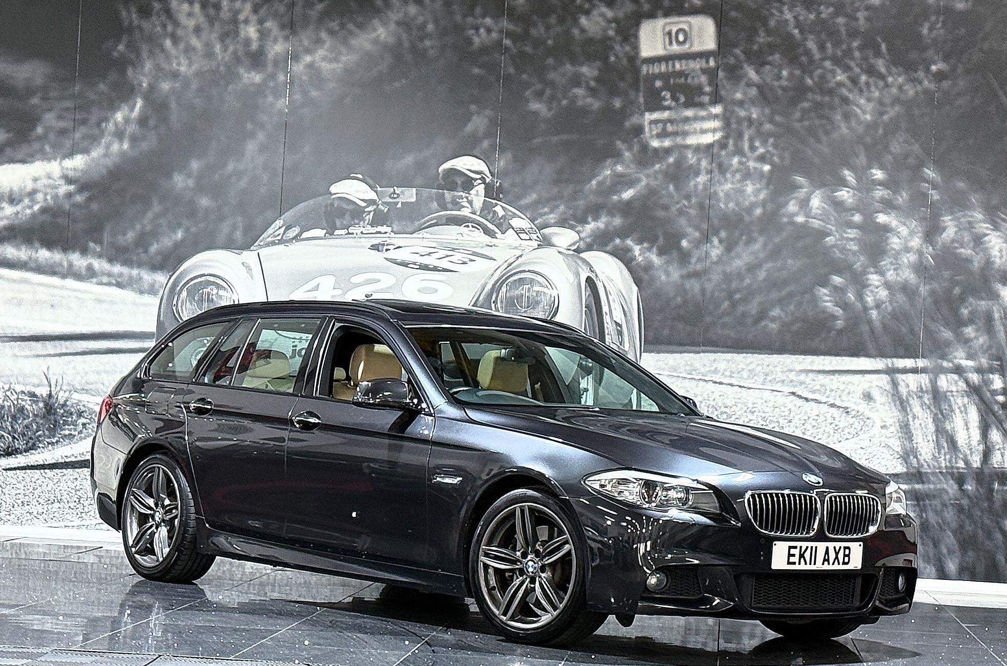 BMW 5 Series view 63