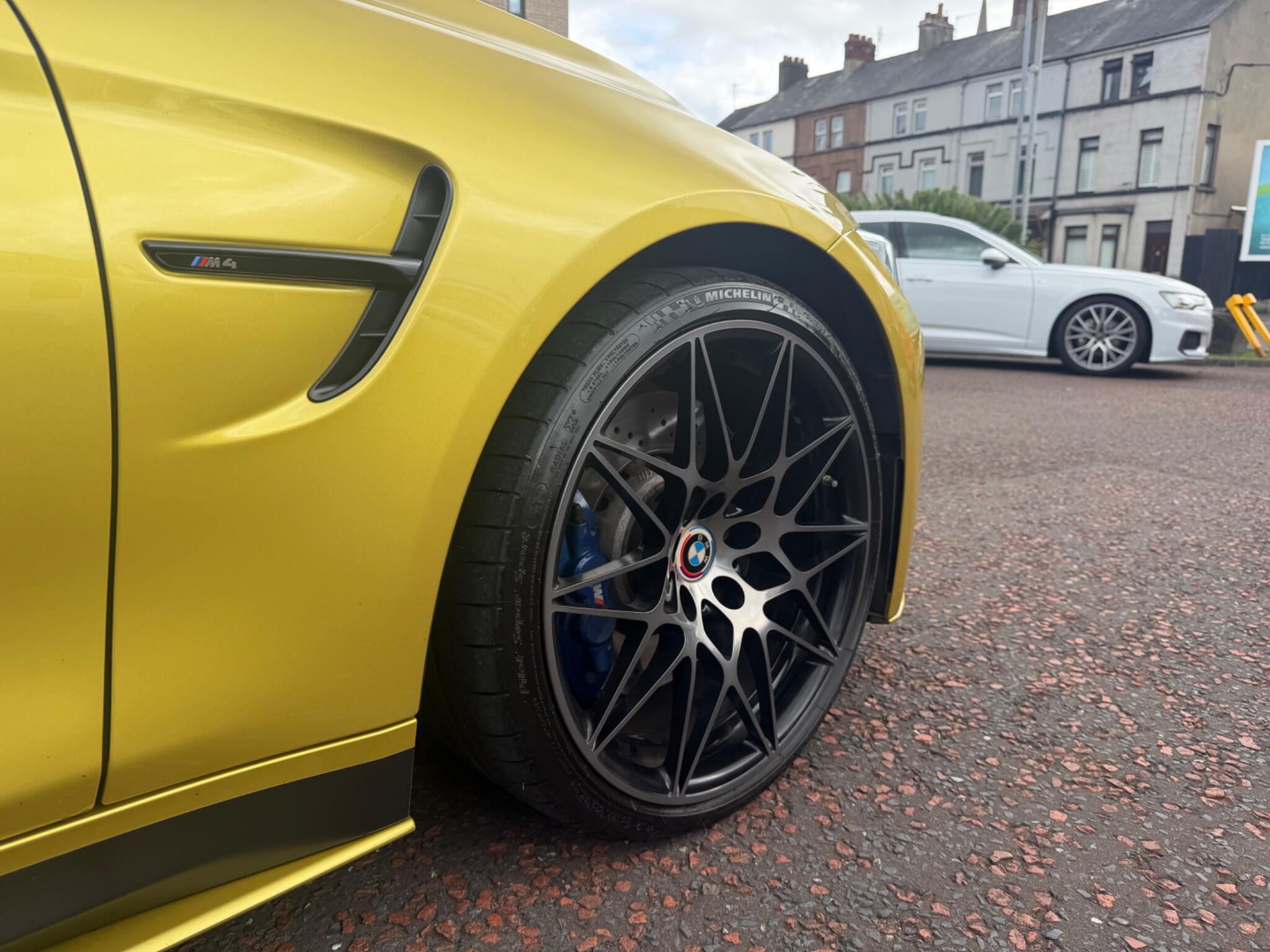 BMW M4 view 12