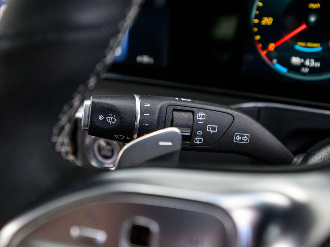 Mercedes-Benz Eqc view 32