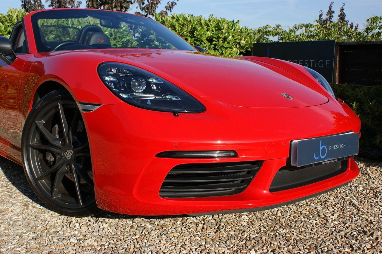 Porsche 718 Boxster view 7