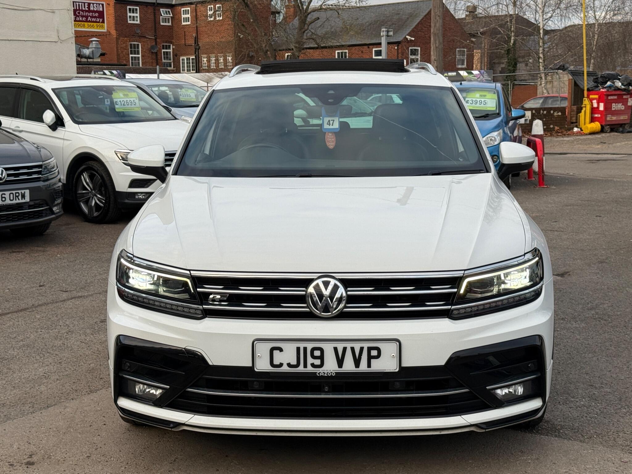 Volkswagen Tiguan - Image 9