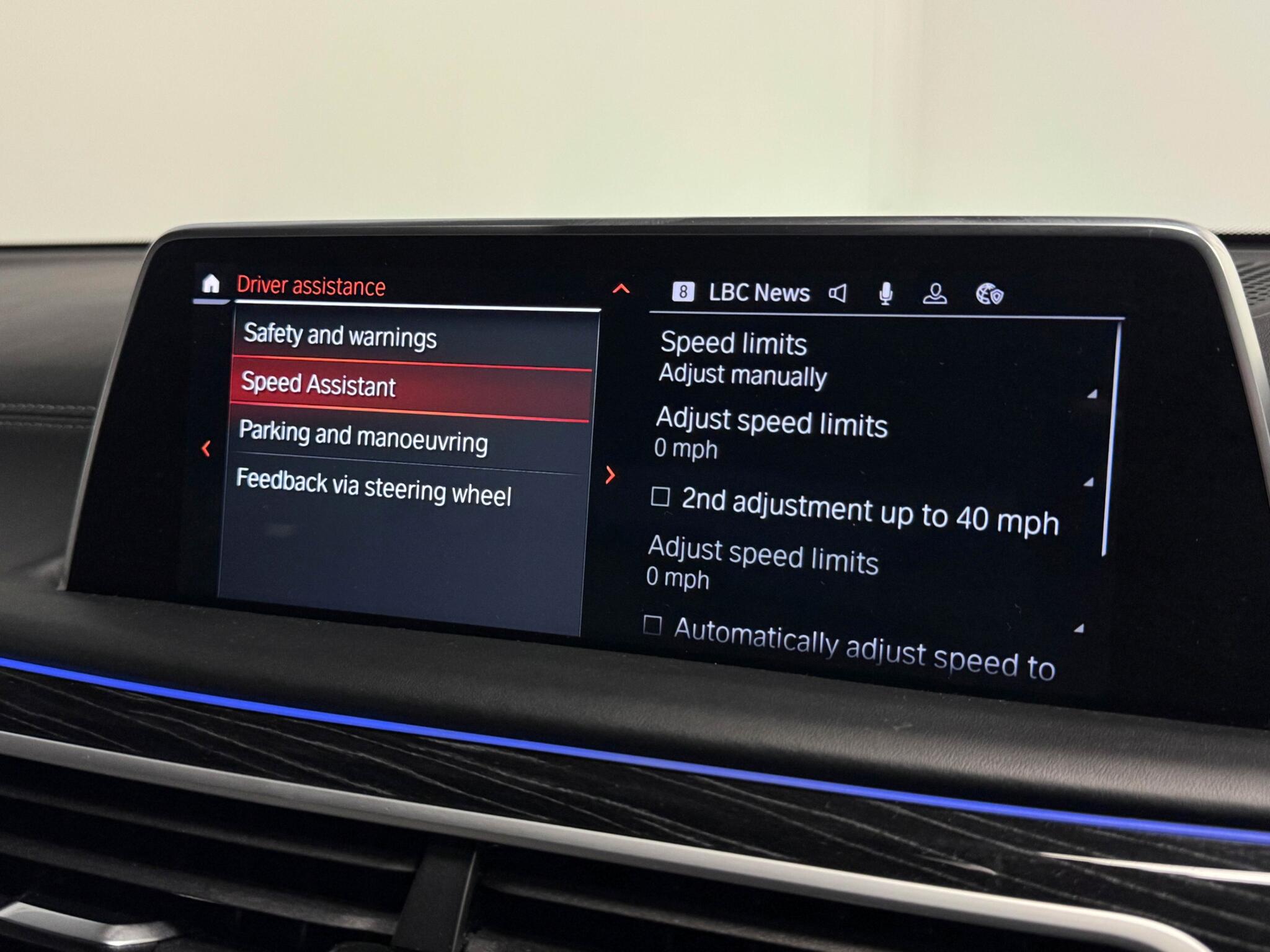 BMW 7 Series view 49