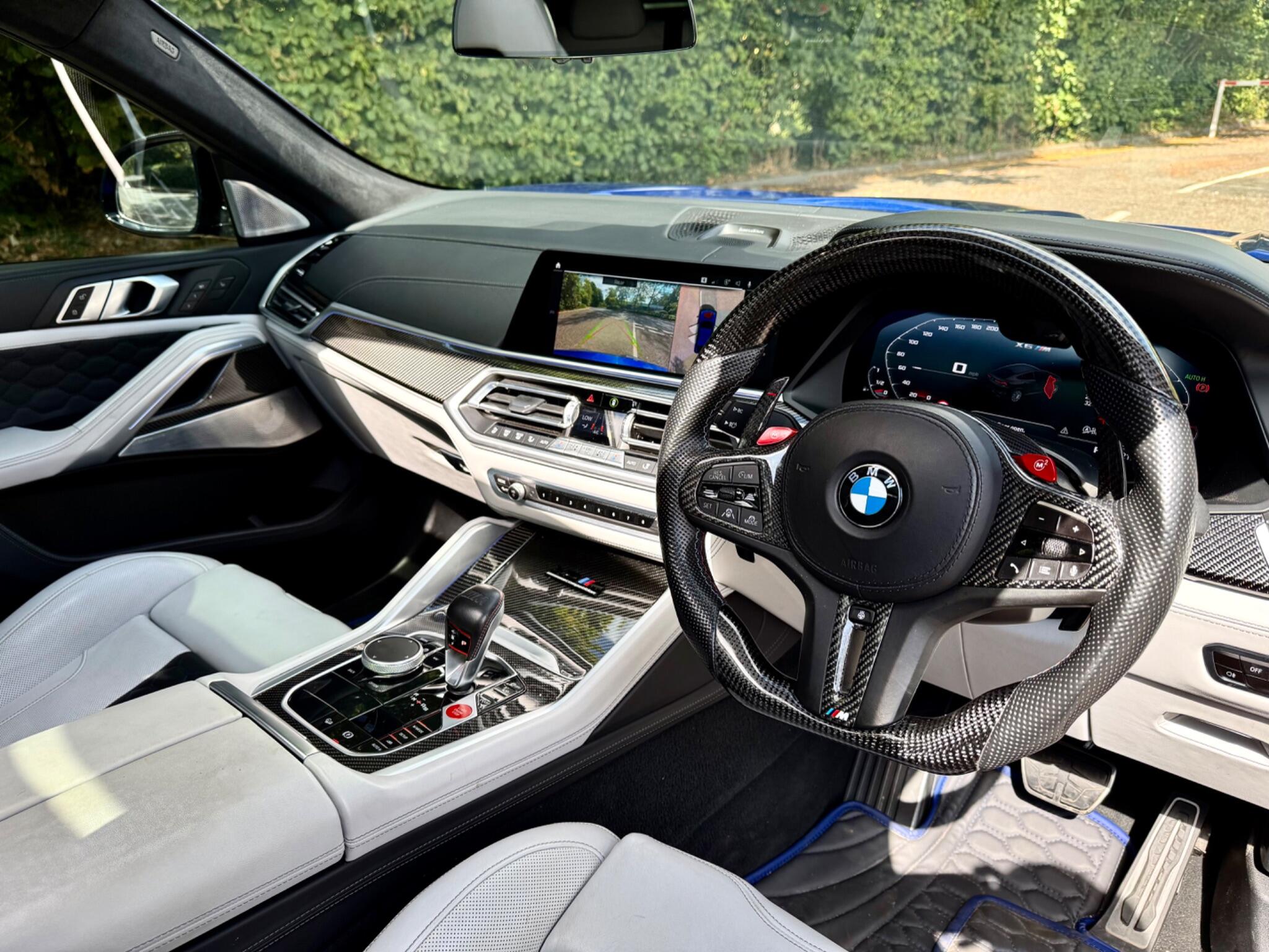 BMW X6 M view 6