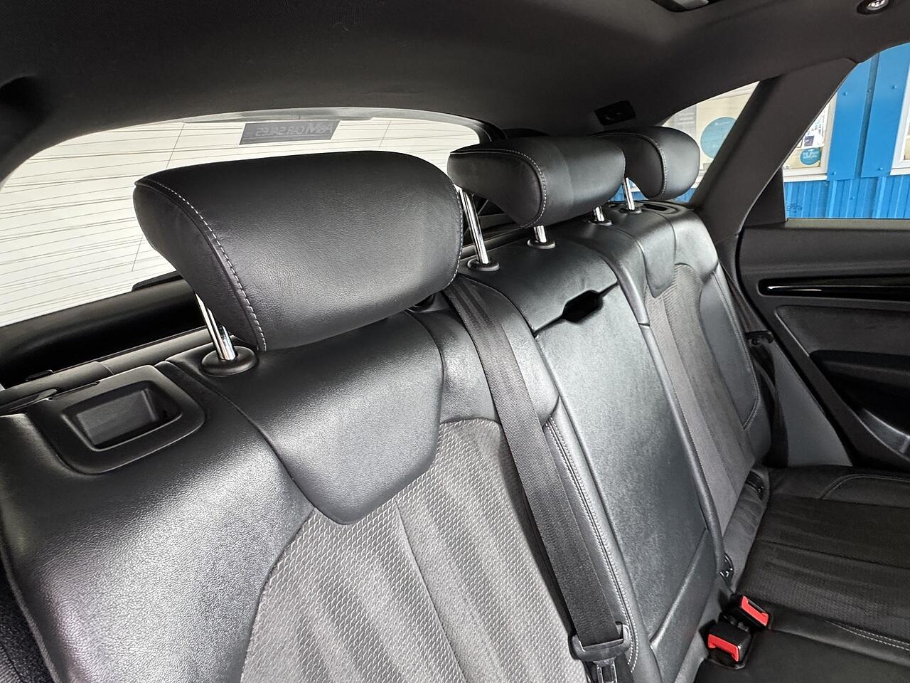 Audi Q5 view 13
