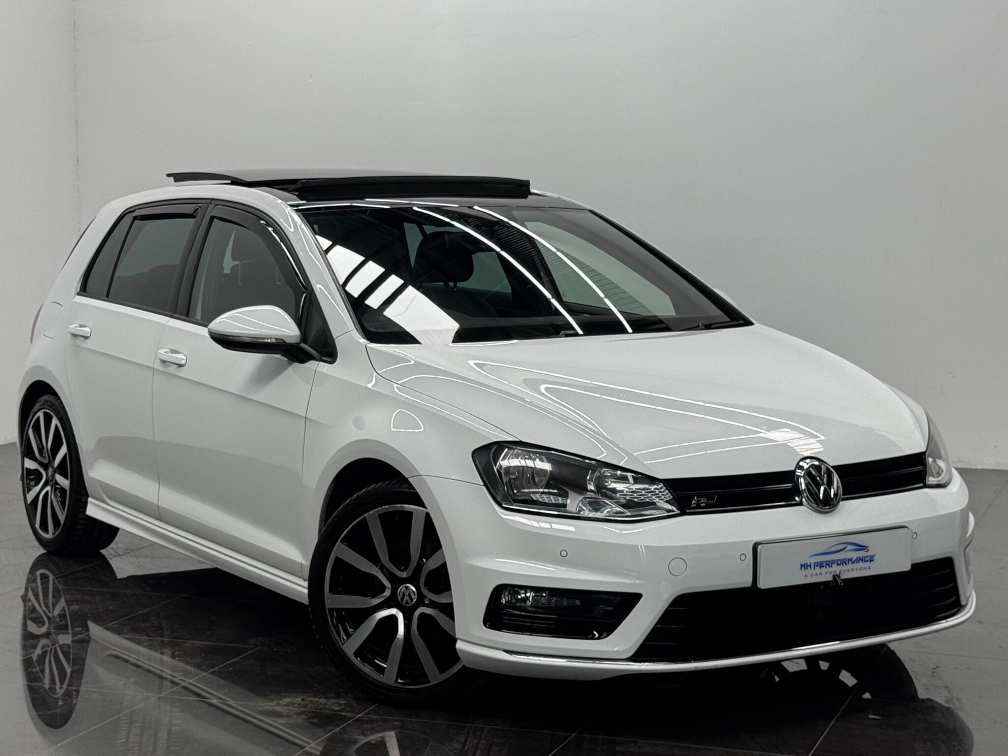 Volkswagen Golf view 3