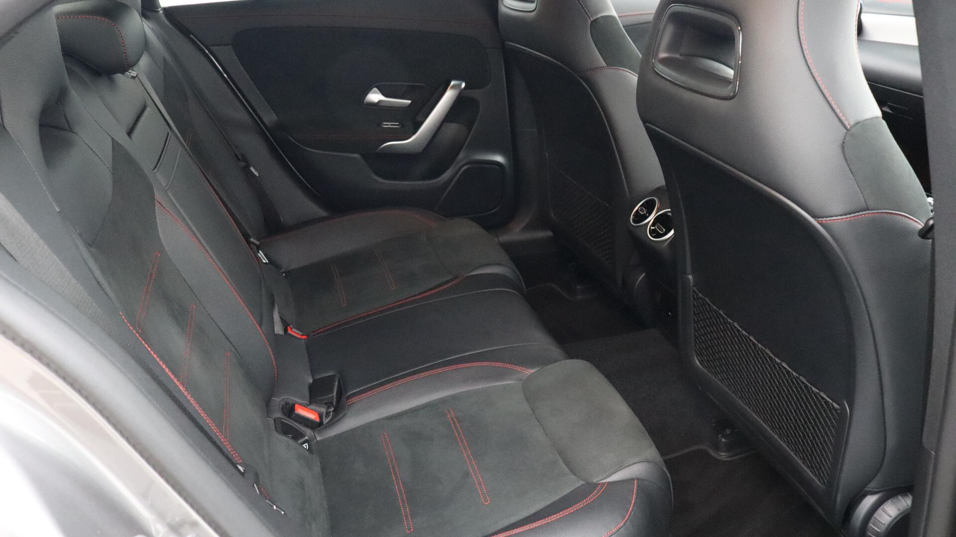 Mercedes-Benz Cla view 6