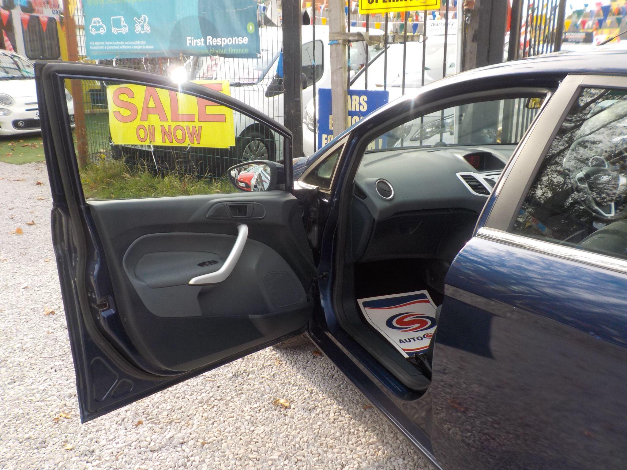 Ford Fiesta 1.4 Zetec 5dr