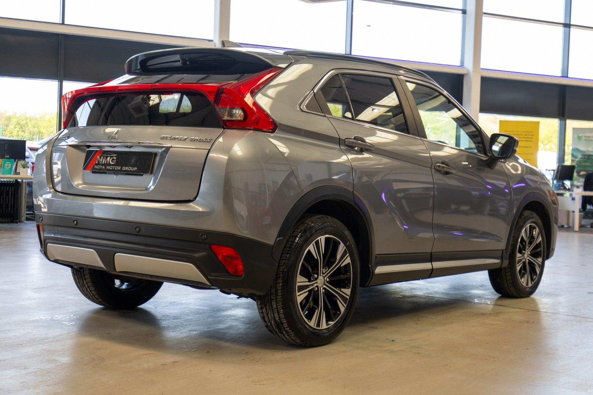 Mitsubishi Eclipse Cross view 27