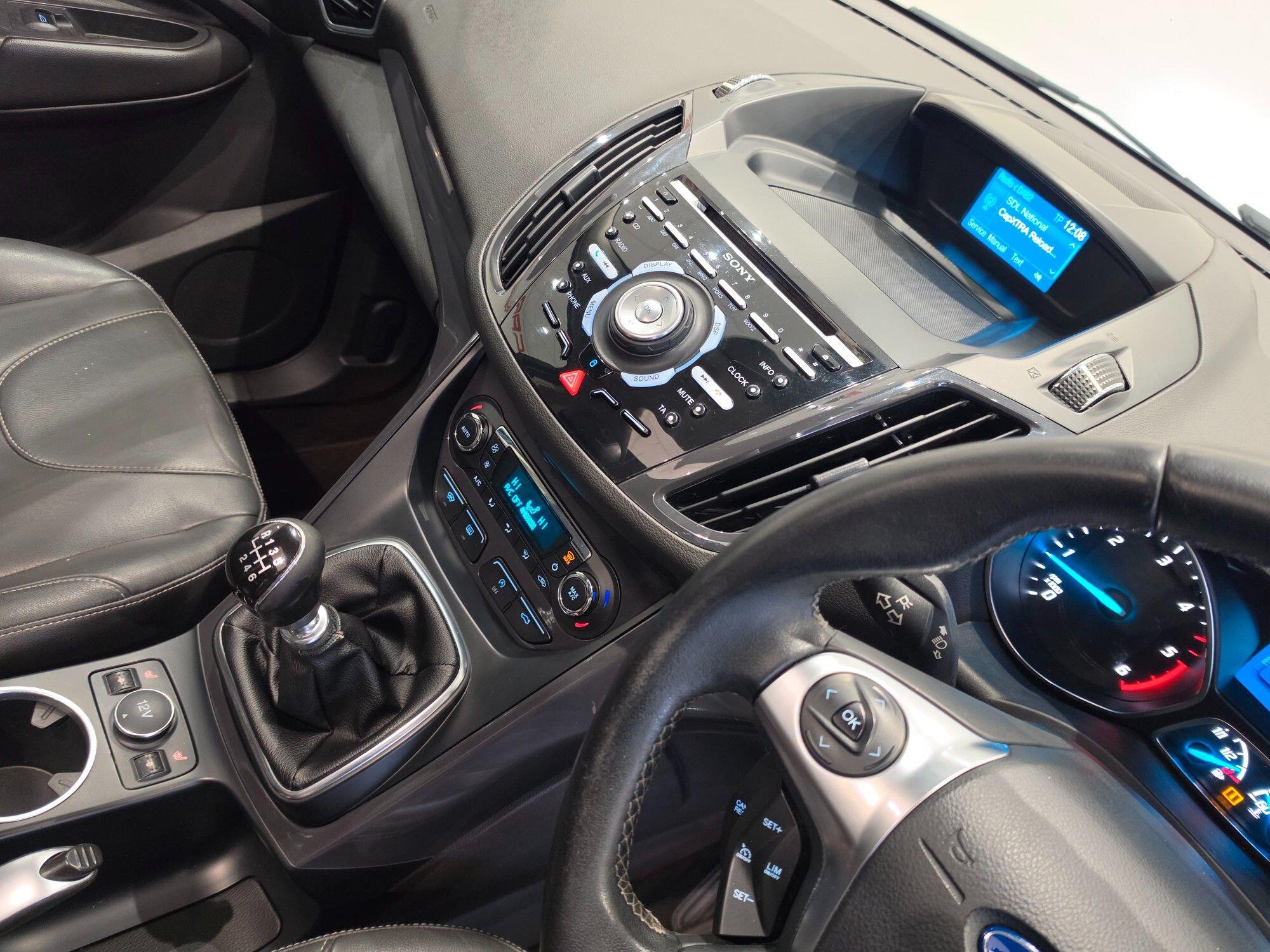 Ford Kuga view 32