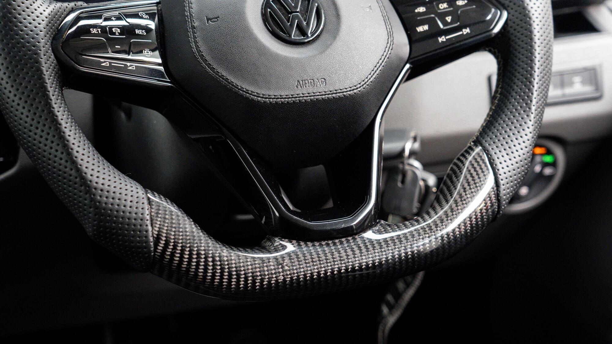 Volkswagen Transporter view 28