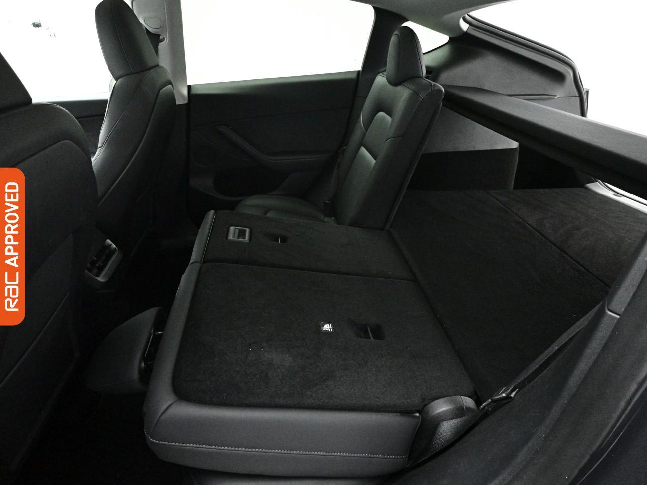 Tesla Model Y view 28