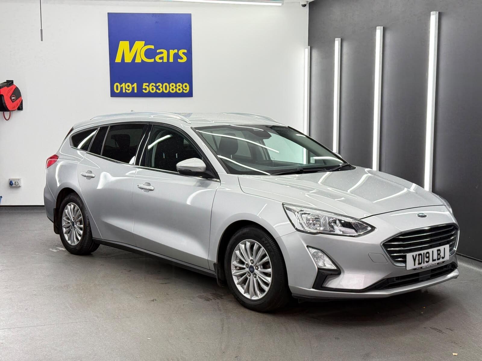 Ford Focus view 5