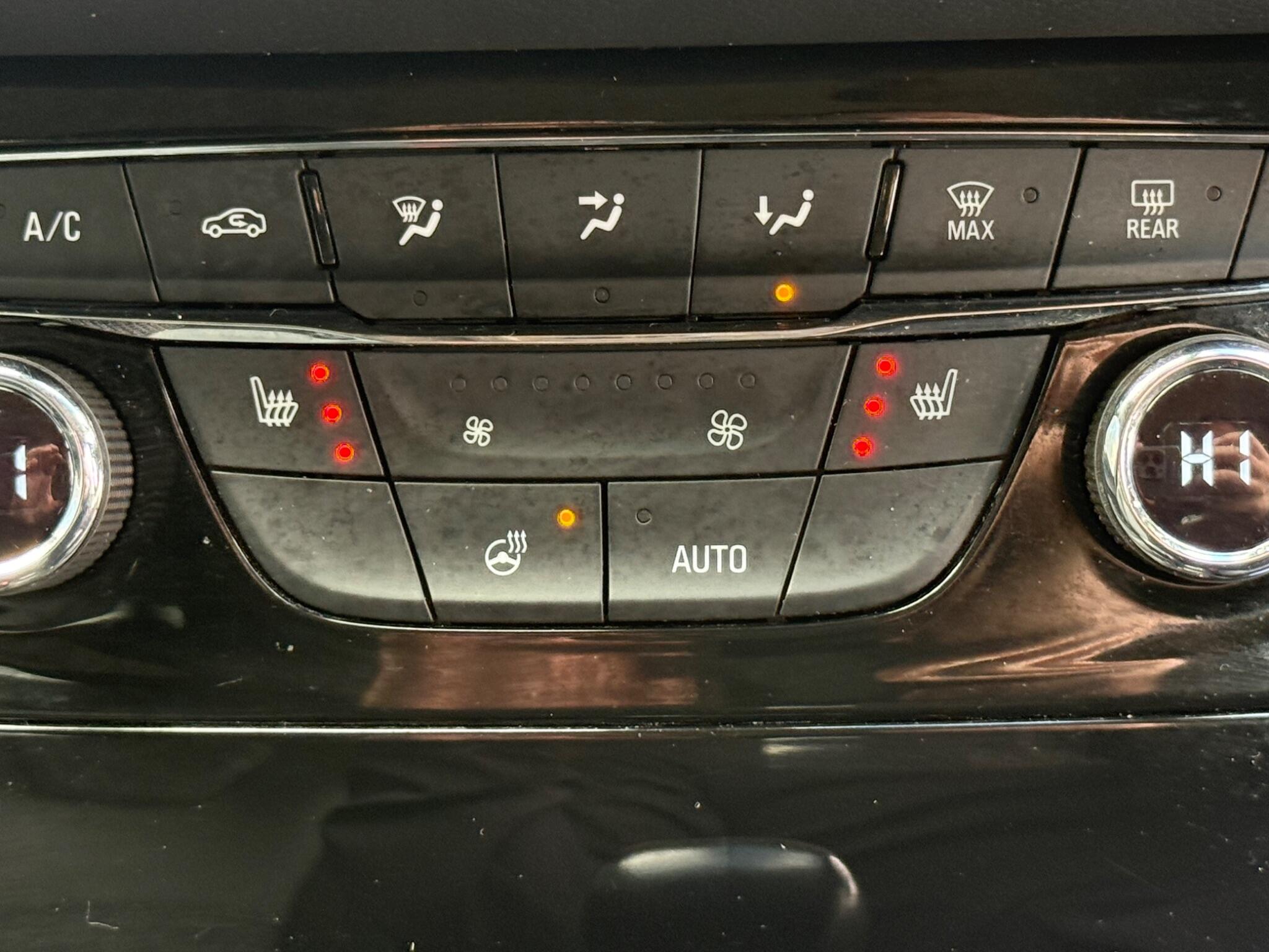 Vauxhall Astra view 35