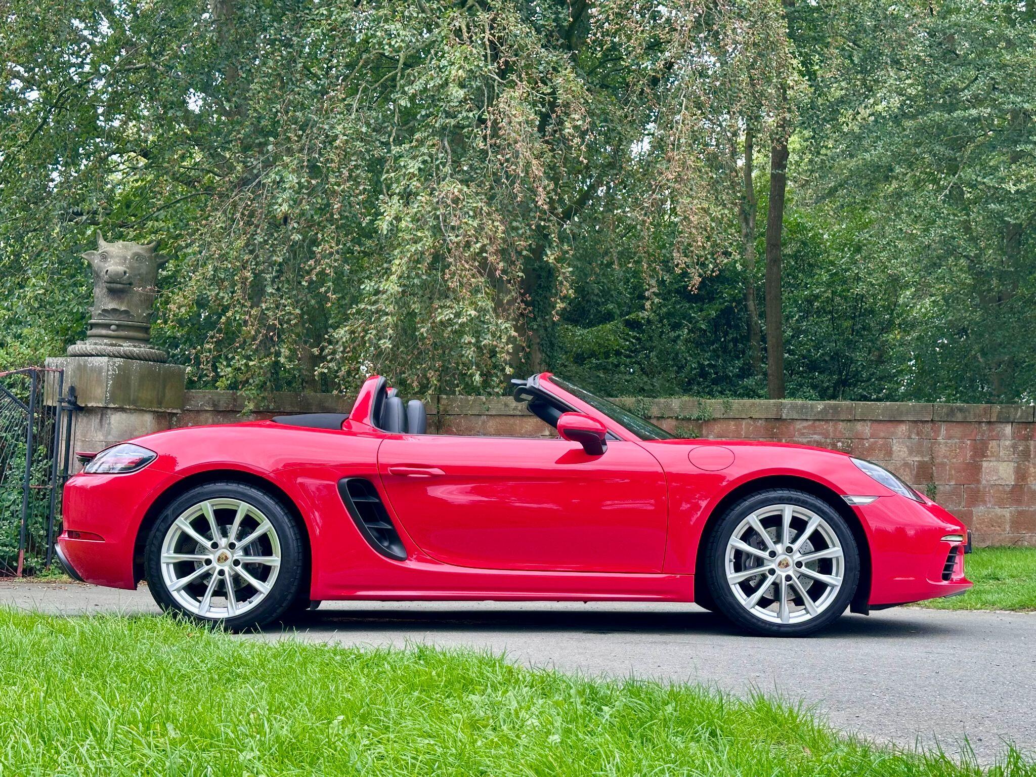 Porsche 718 Boxster view 48