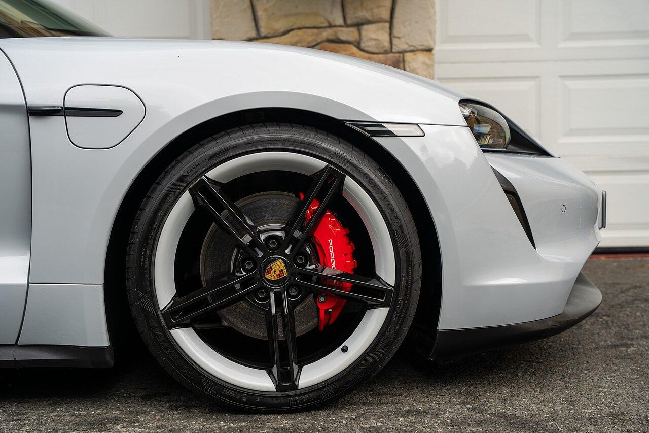 Porsche Taycan view 4
