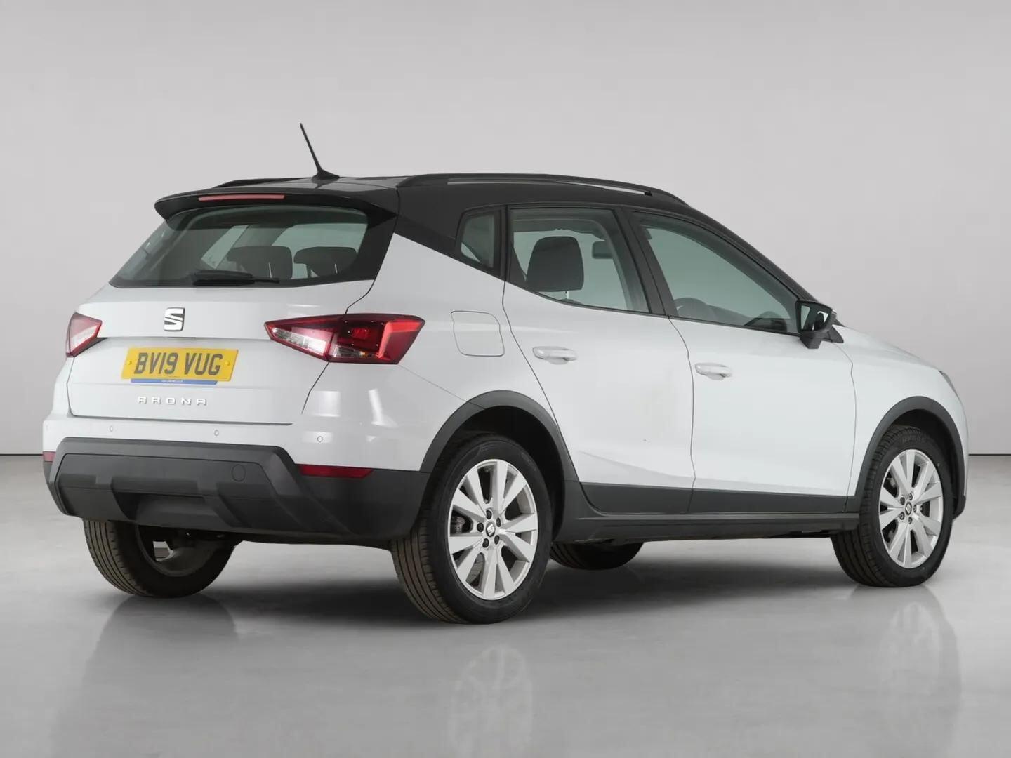 SEAT Arona view 8