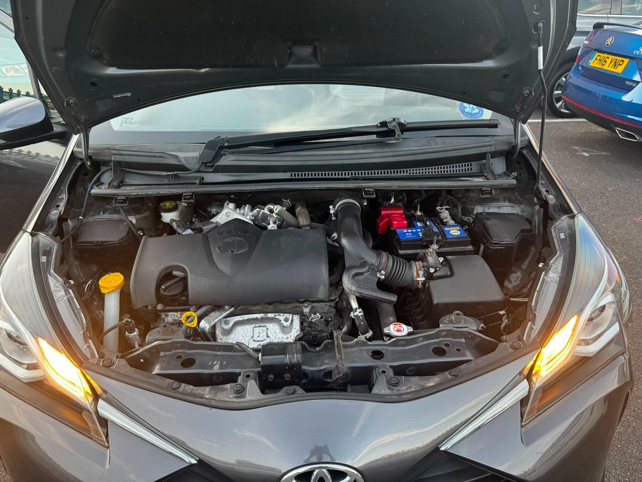 Toyota Yaris view 39