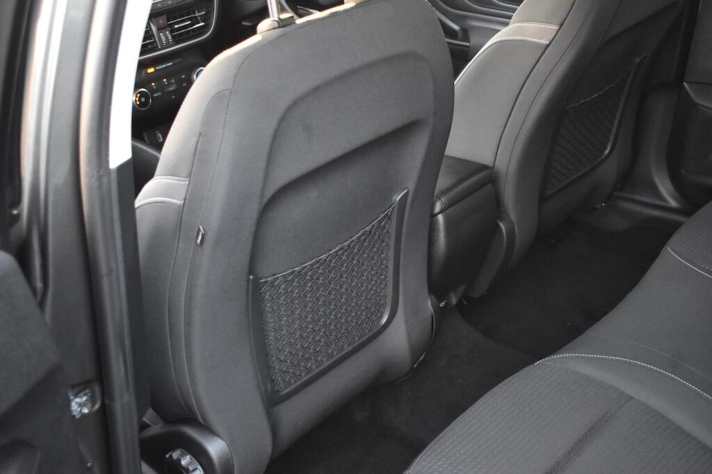 Ford Focus view 42