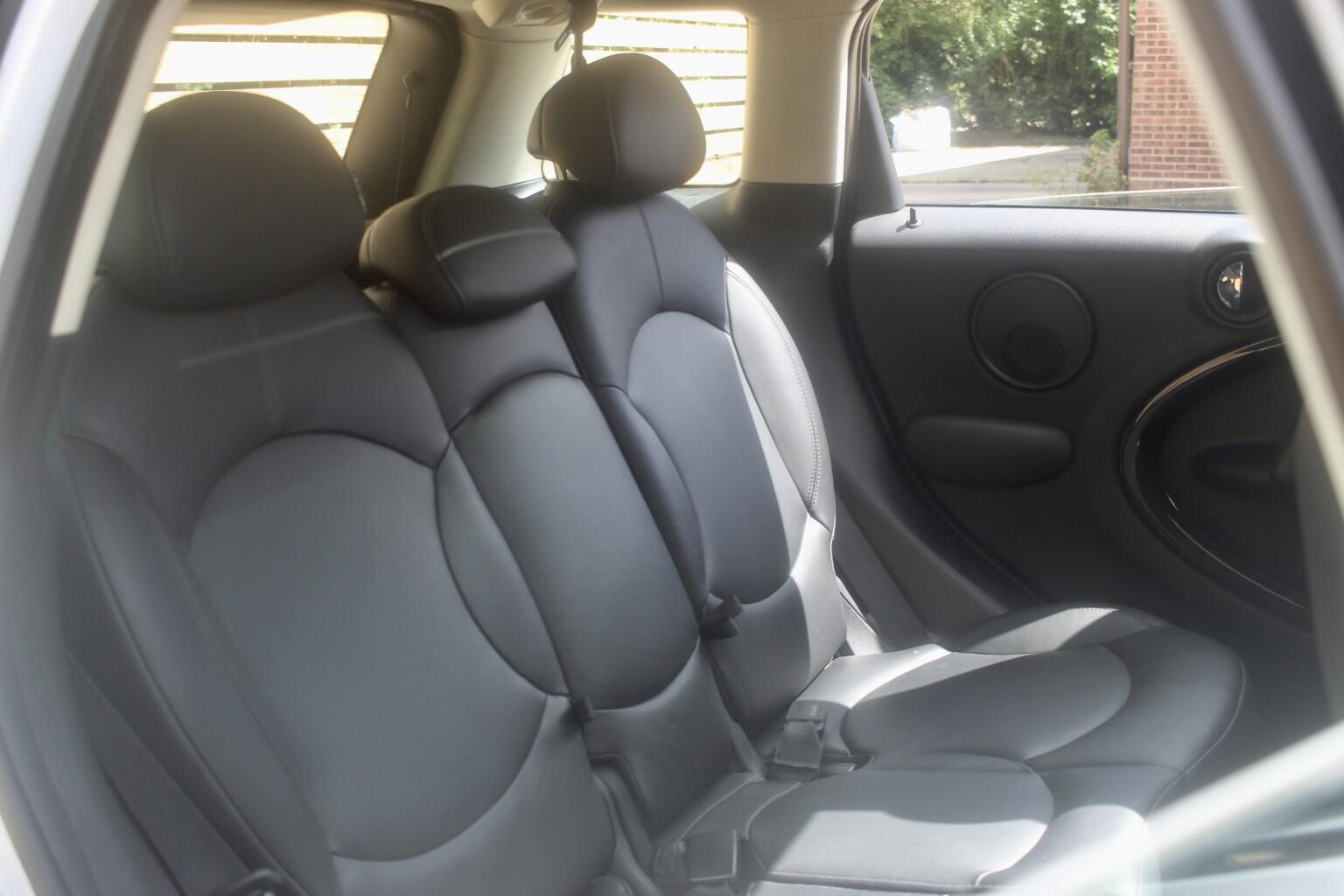 Mini Countryman view 12