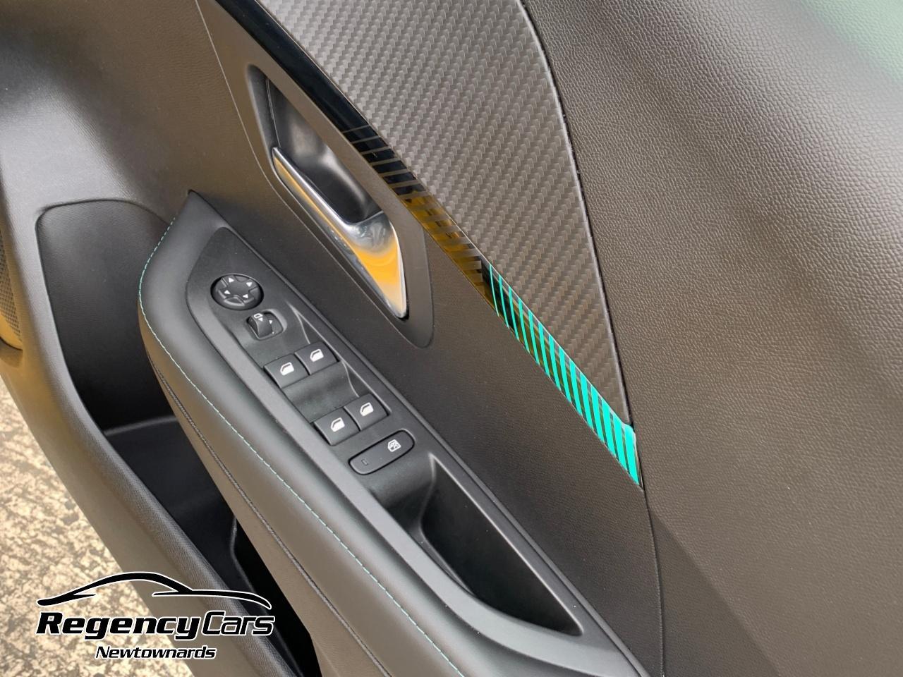 Peugeot 208 view 23