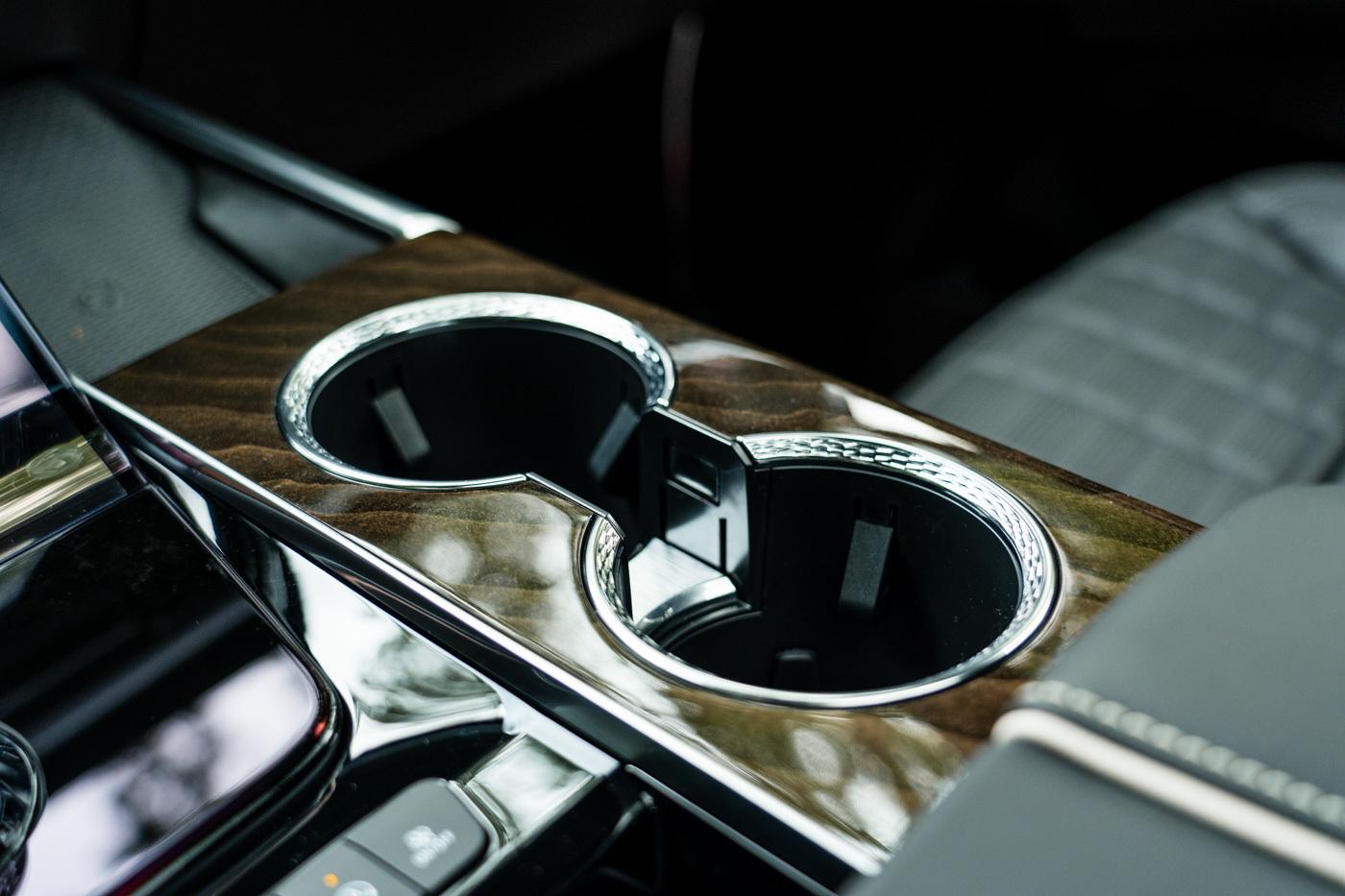 Cadillac Escalade view 37