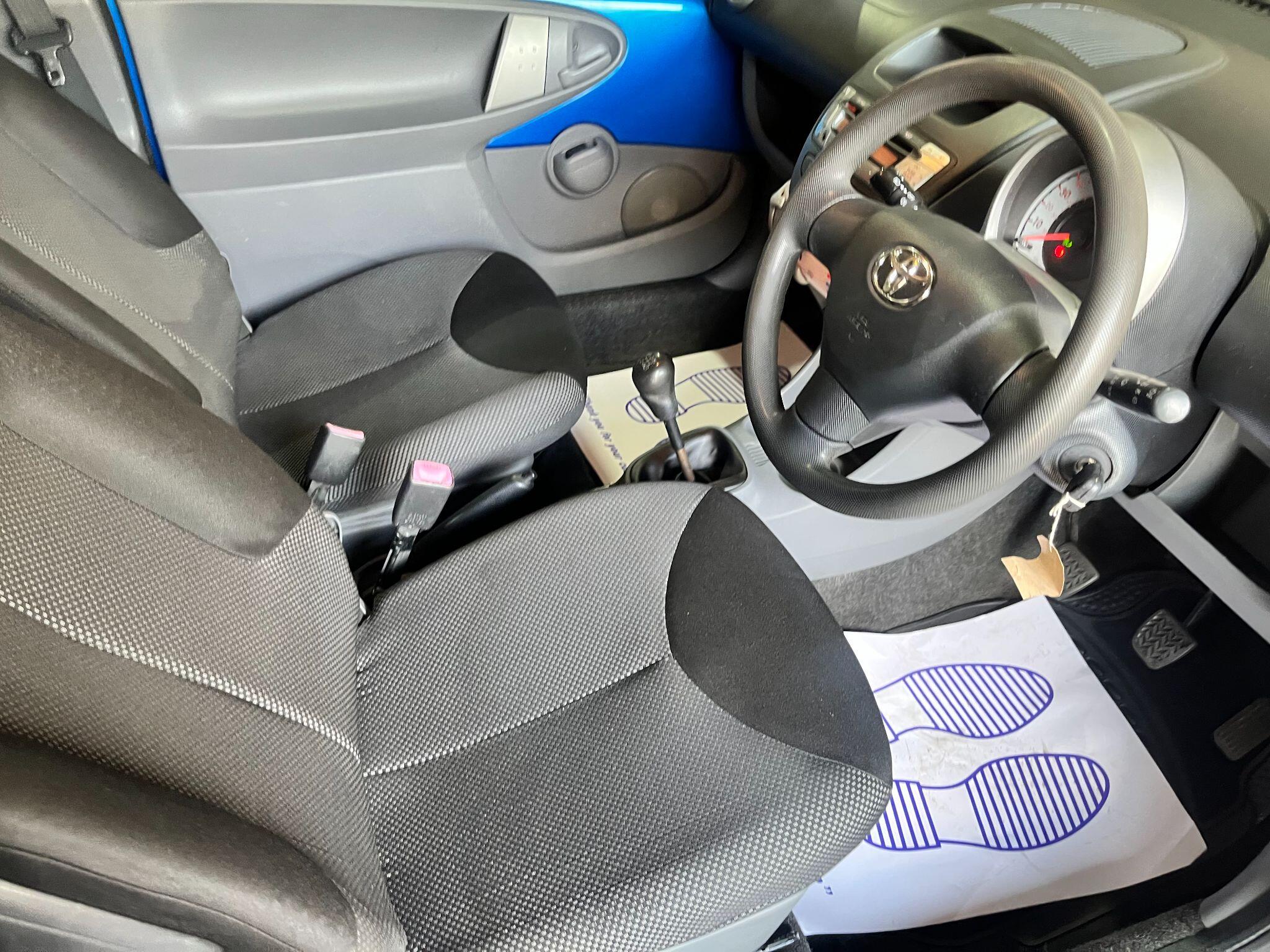 Toyota Aygo view 19