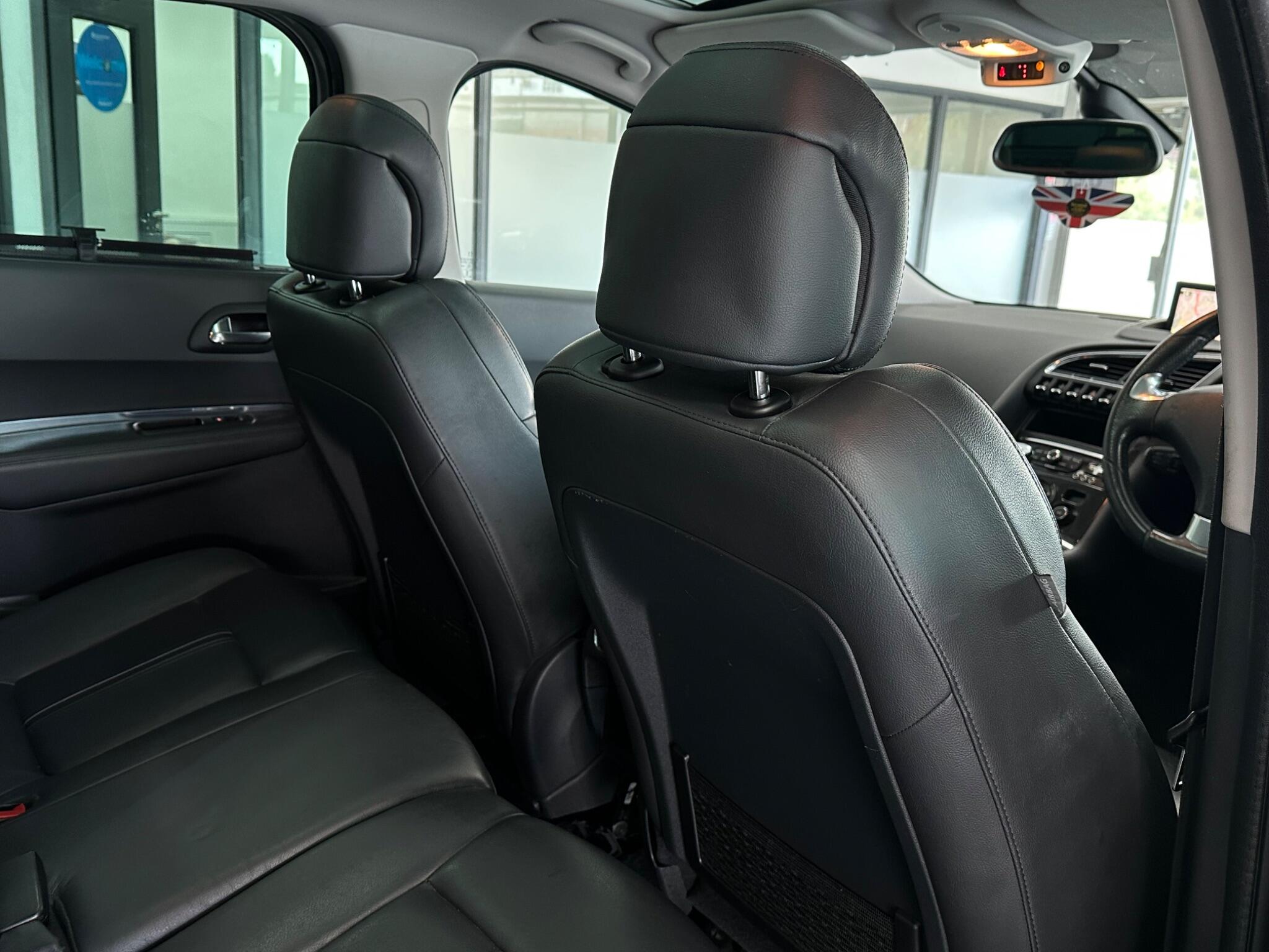 Peugeot 3008 view 27