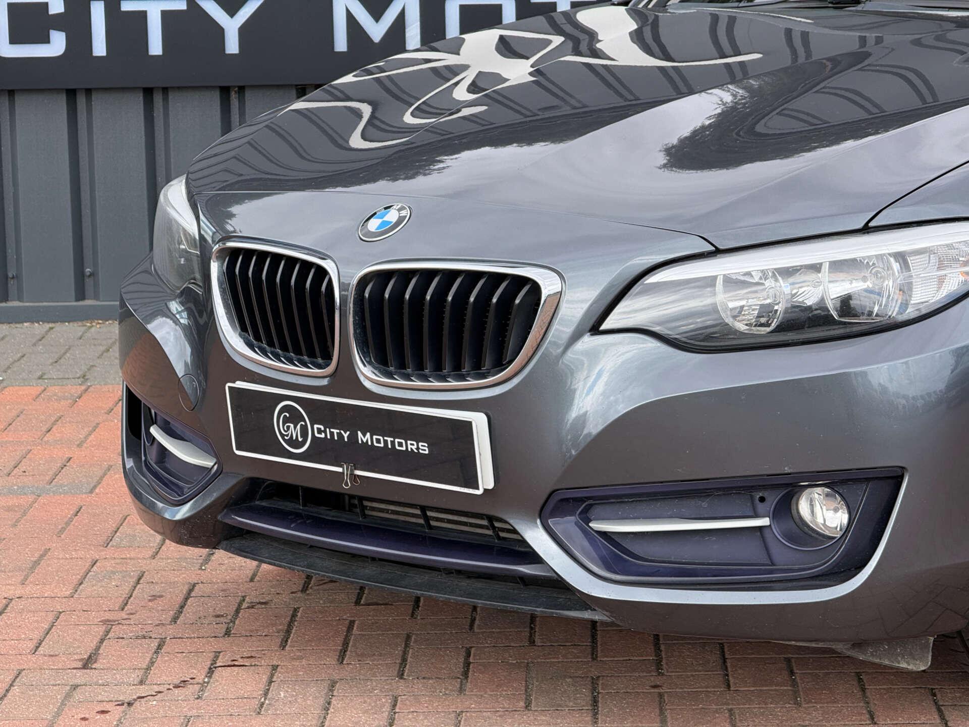 BMW 2 Series view 4
