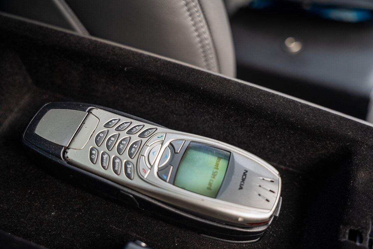 Mercedes-Benz SL view 108