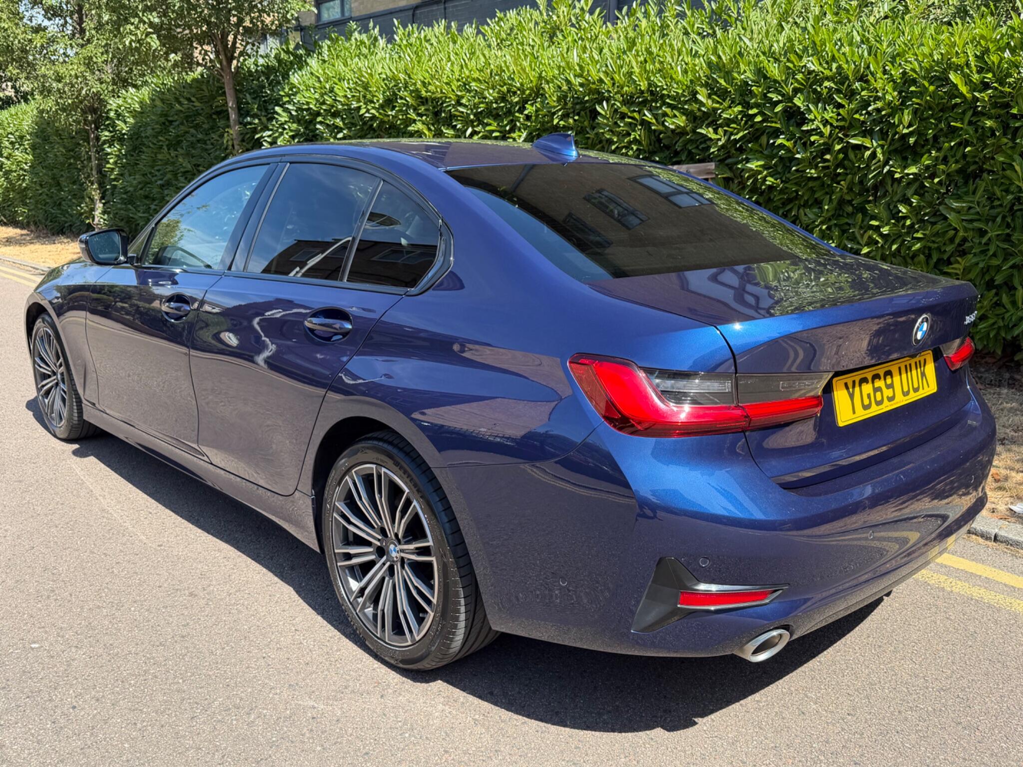 BMW 3 Series view 7